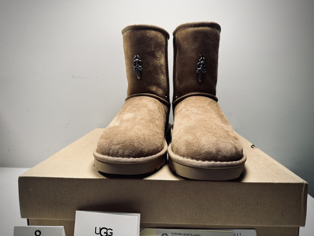 Chrome Hearts × UGG Classic Shot II Classic Mid-Calf Fur-Lined Brown Suede Snow Boots