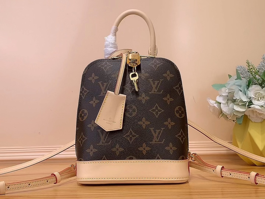 Louis Vuitton Bags Backpack Monogram Canvas Spring/Summer Collection Fashion M47132