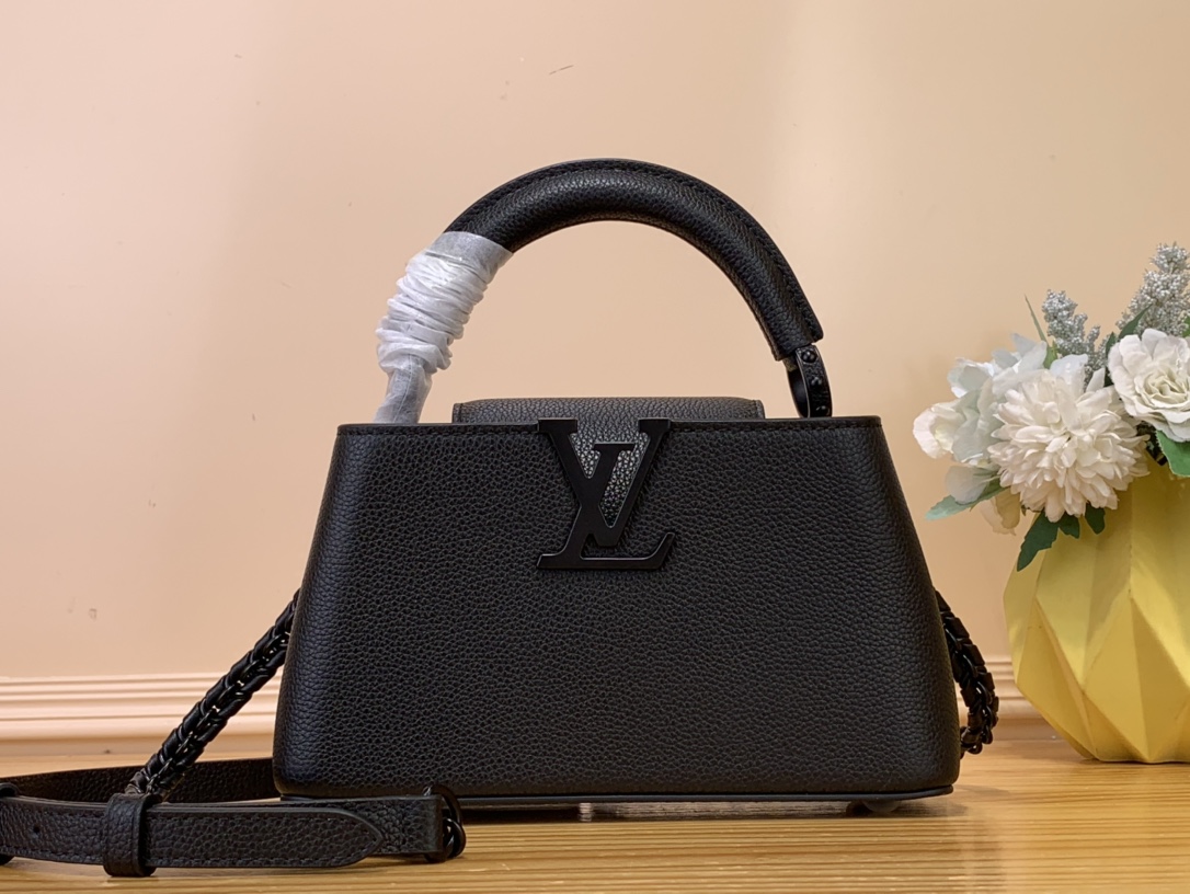 Louis Vuitton LV Capucines Bags Handbags Online From China Black Weave Cowhide Chains M23955