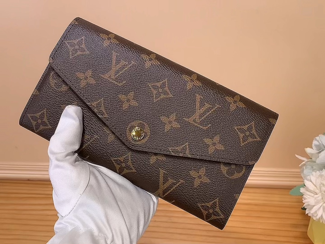 Outlet Sale Store
 Louis Vuitton Wallet Card pack Blue Monogram Canvas M83580