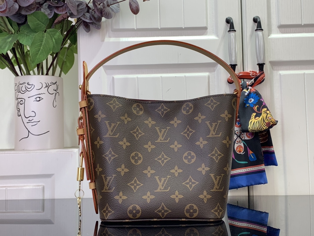 Louis Vuitton Bags Handbags Monogram Canvas M12925