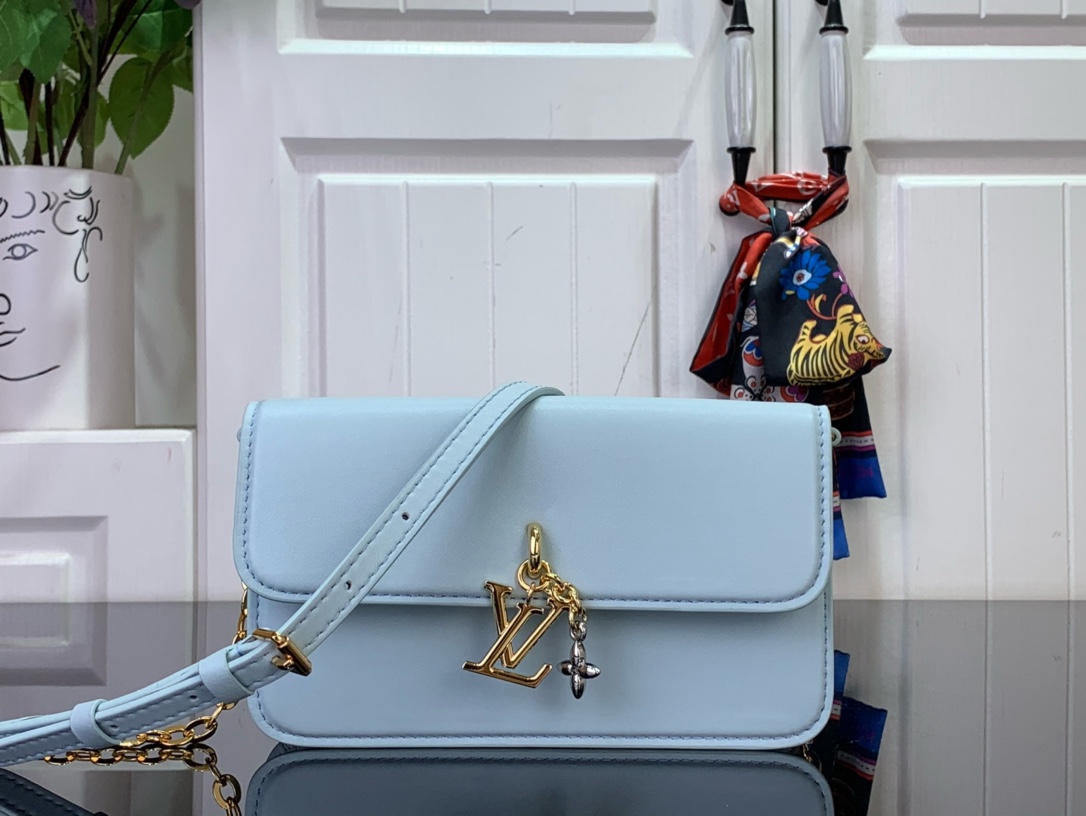 批 顶级原单复刻独家实拍📷【WALLET ON CHAIN LV BLOOM 手袋】M1...