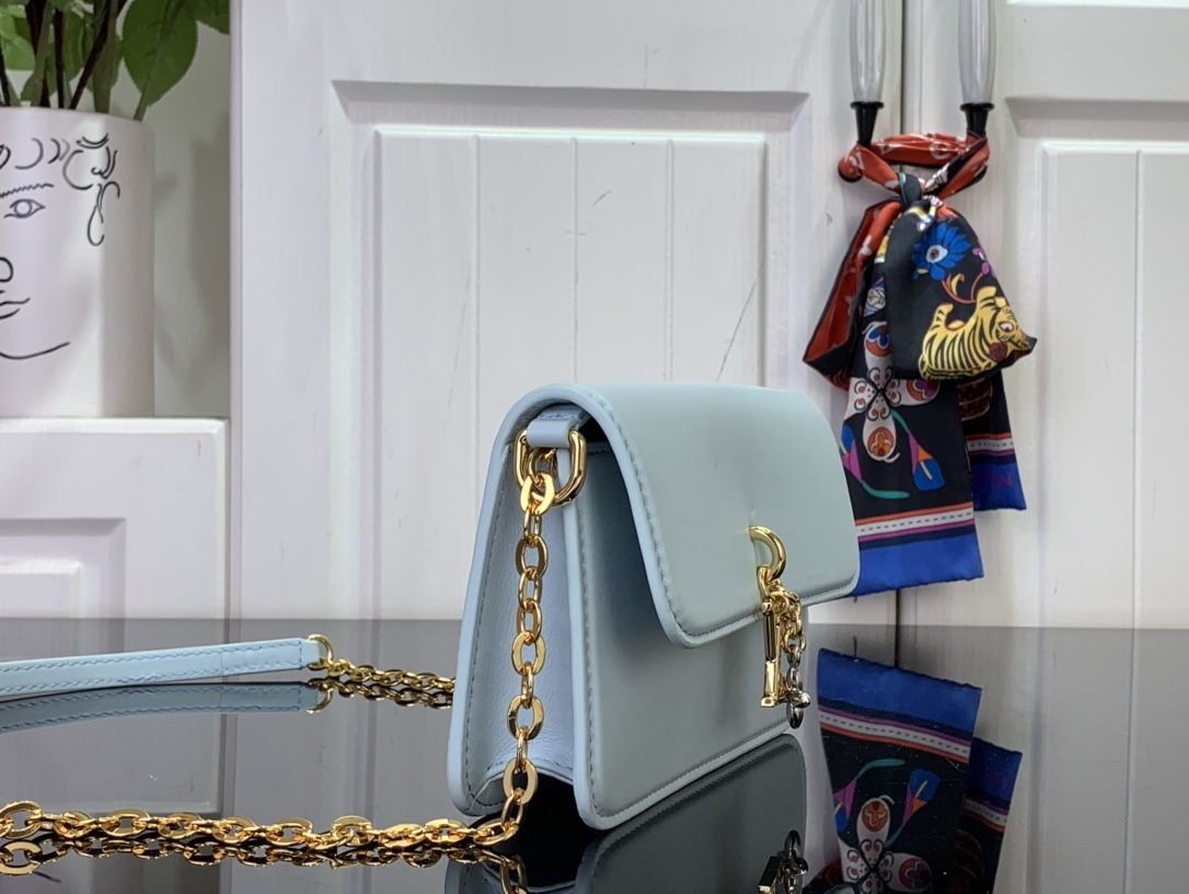 Louis Vuitton LV Bloom Walletlv,包 2