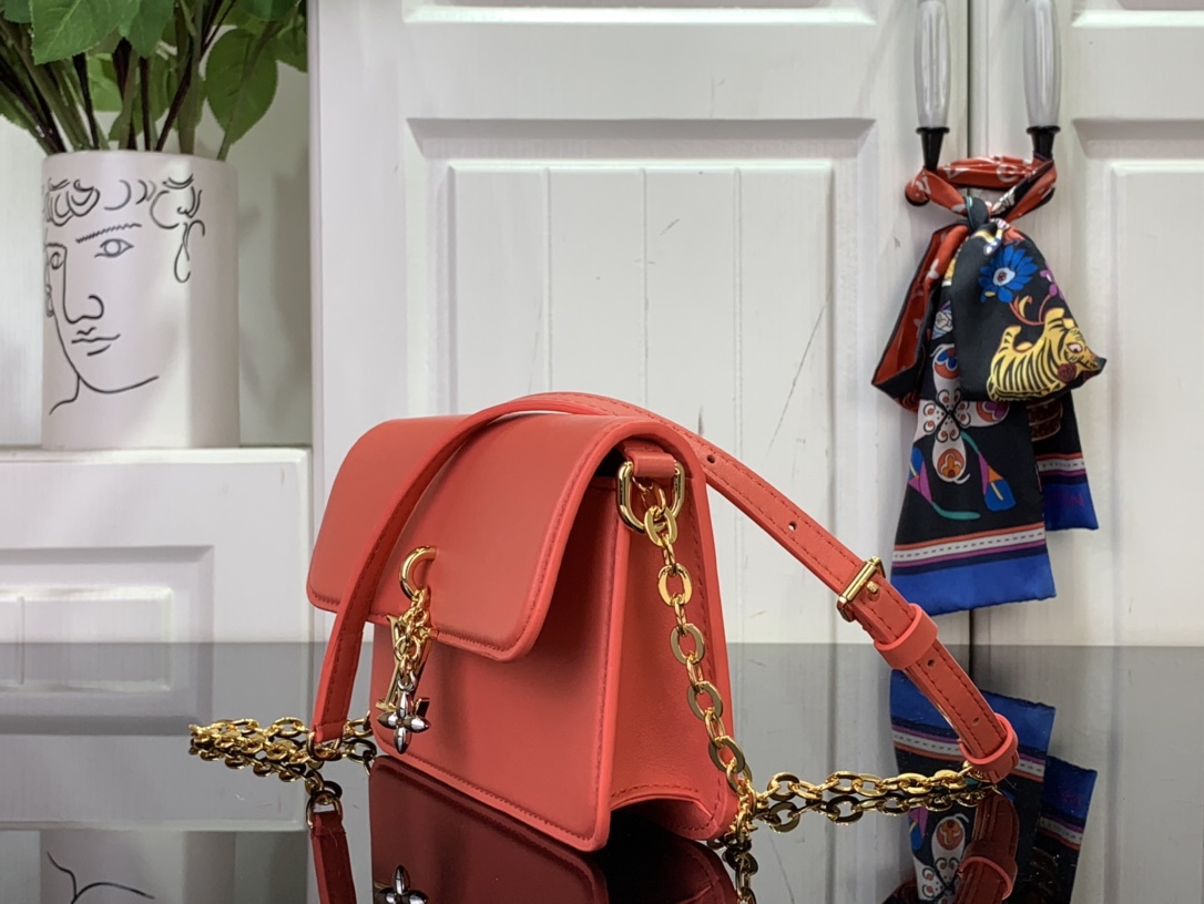 Louis Vuitton LV Bloom Walletlv,包 2