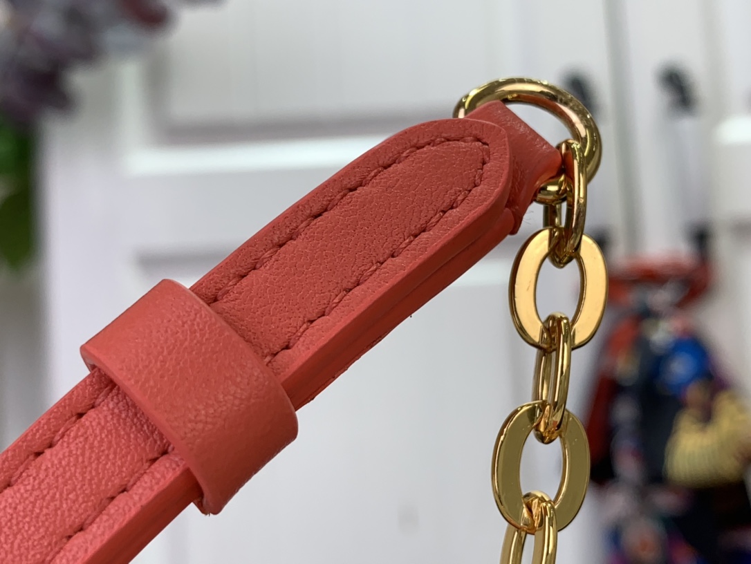 Louis Vuitton LV Bloom Walletlv,包 6