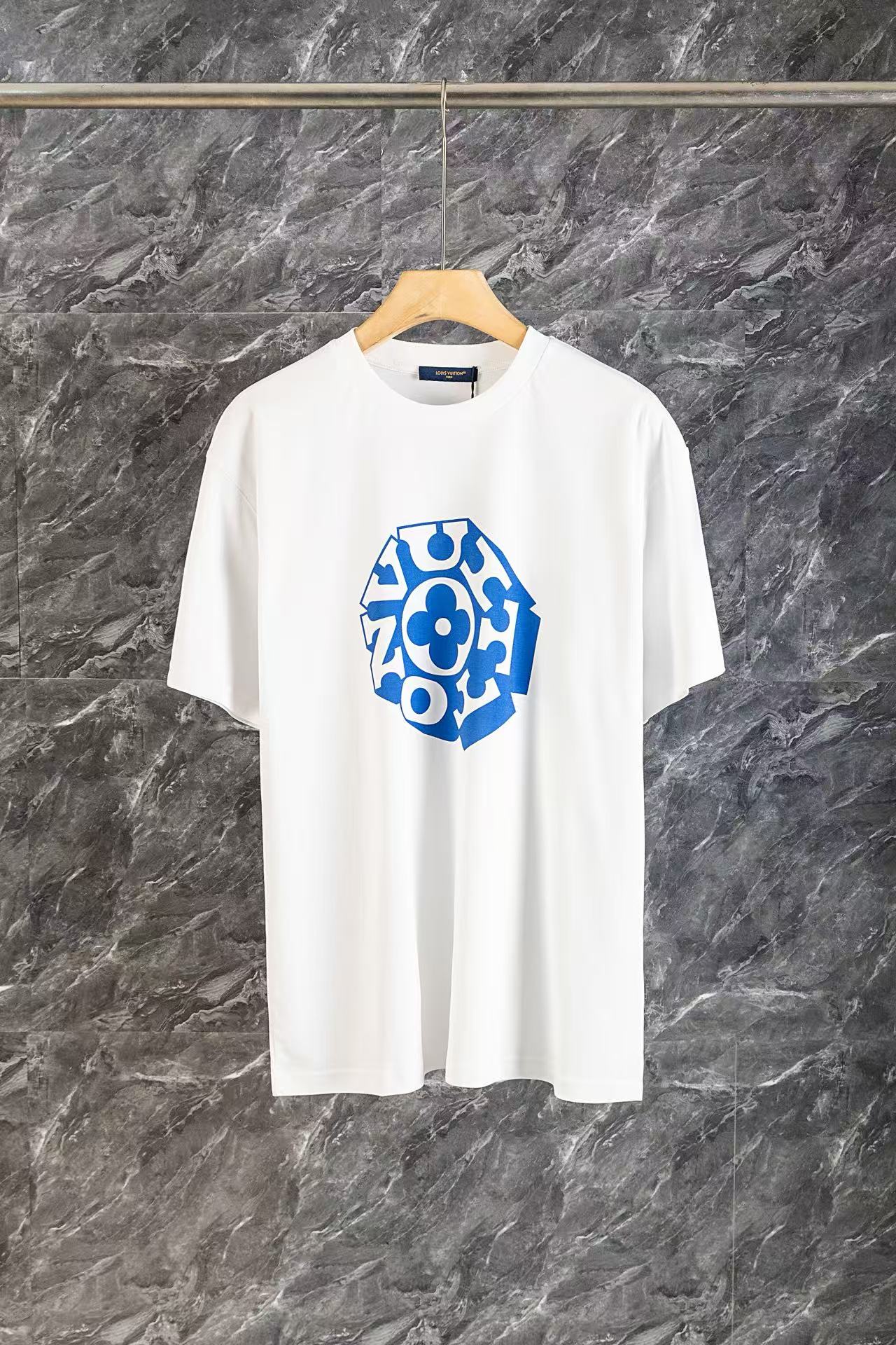 P90 Versión superior LOUIS VUITTON 25SS camiseta de cuello redondo con estampado ●Comprada por 9150 ●Algodón mercerizad…