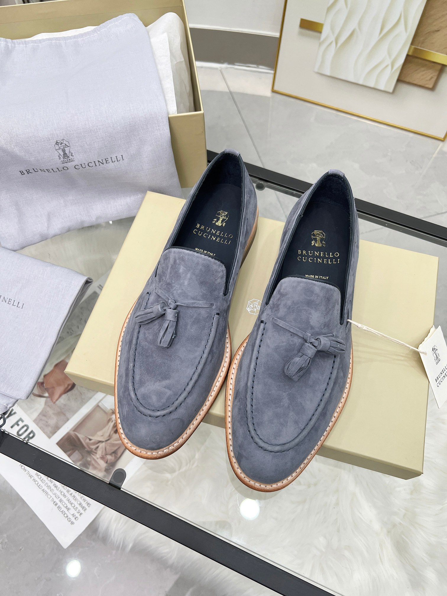 Precio de fábrica: 430BrunelloCucinelli versión superior del clásico de cuatro temporadas MocasinesE