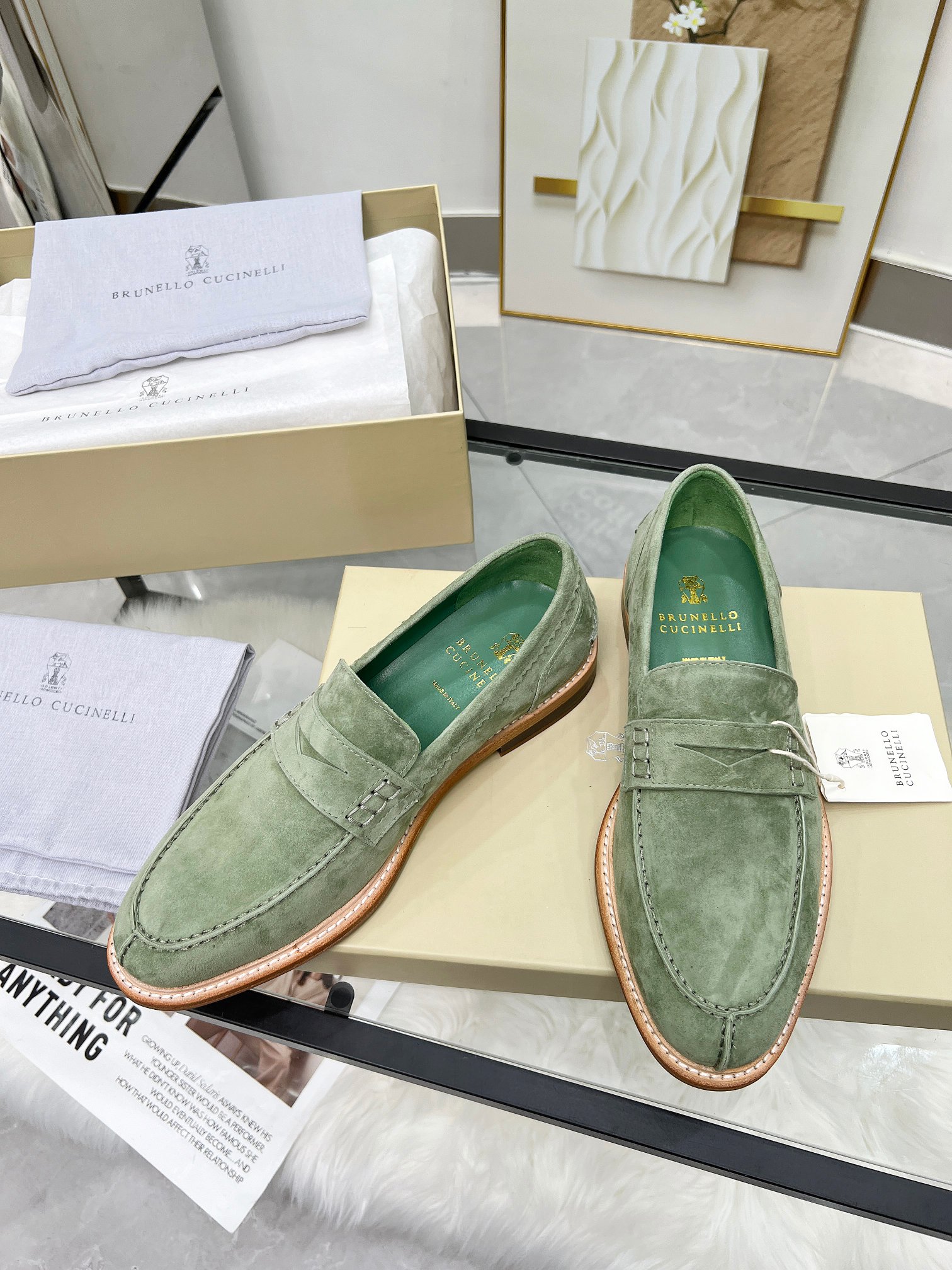 Precio de fábrica: 430BrunelloCucinelli versión superior del clásico de cuatro temporadas MocasinesE