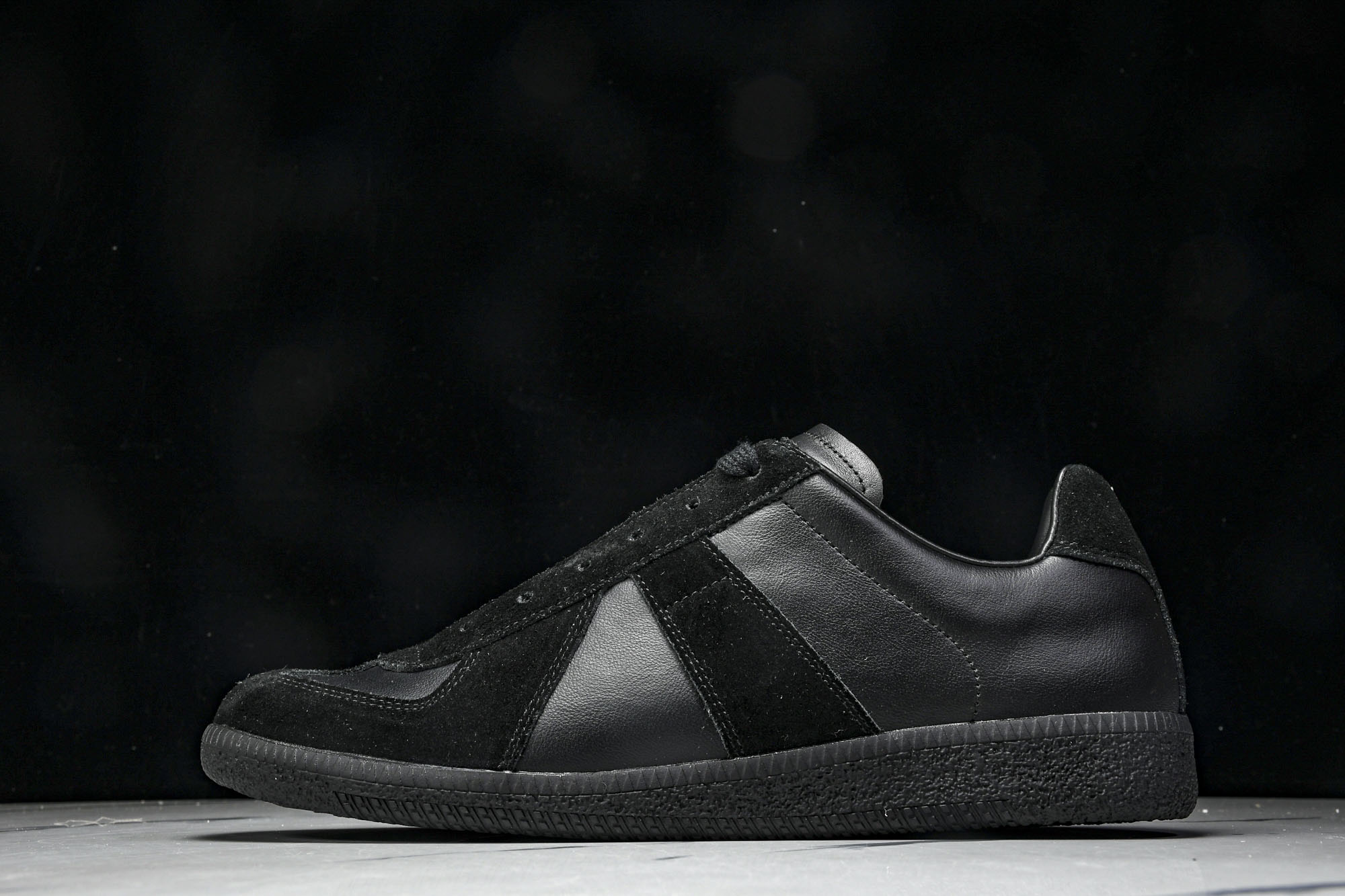 
纯原版本 Maison Margiela Replica Black 梅森·马吉拉 黑色
35 36 
