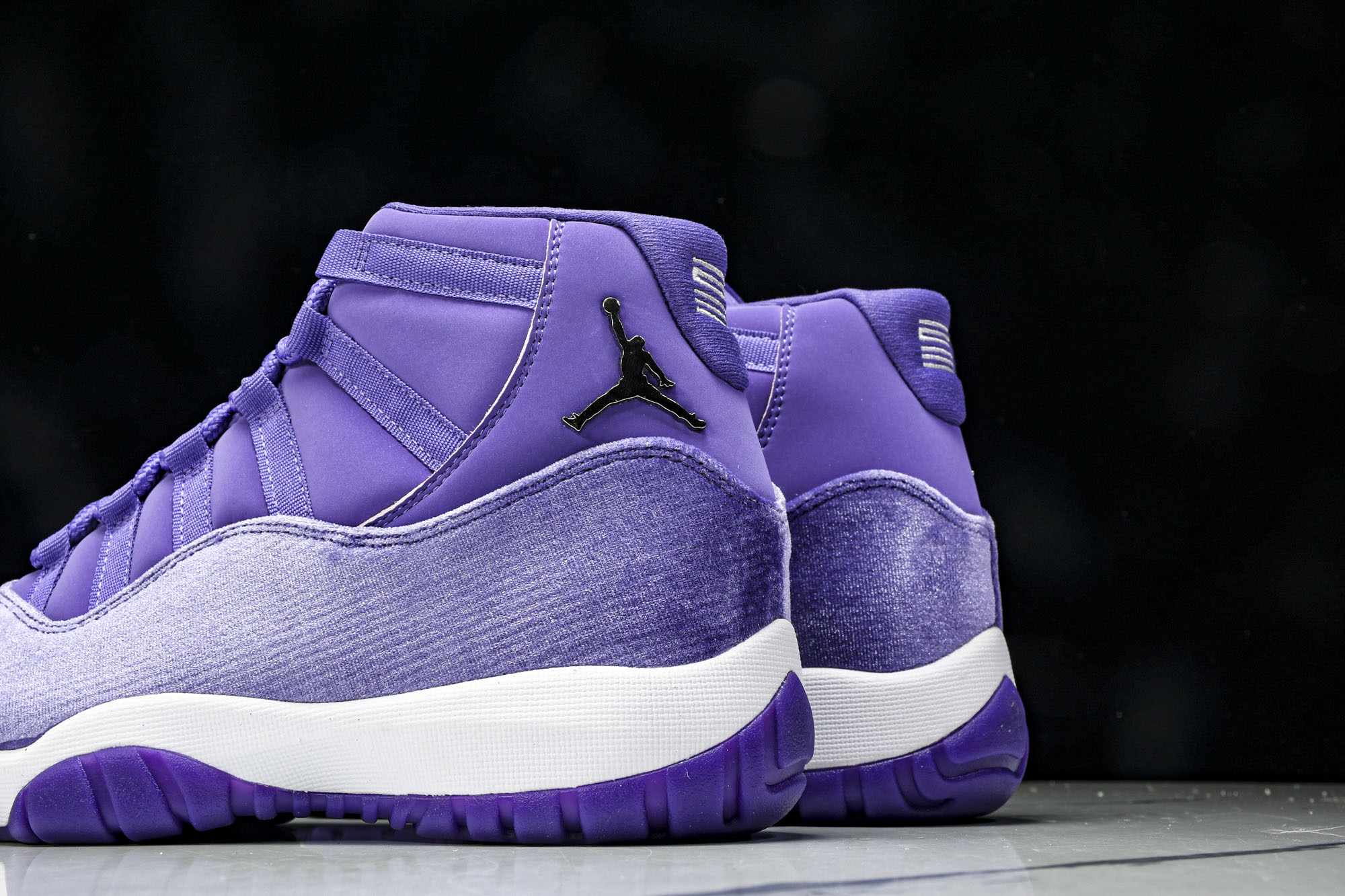 
Air Jordan 11 Retro AJ11 乔11灯芯绒 薰衣草紫 CT8012-555
40 