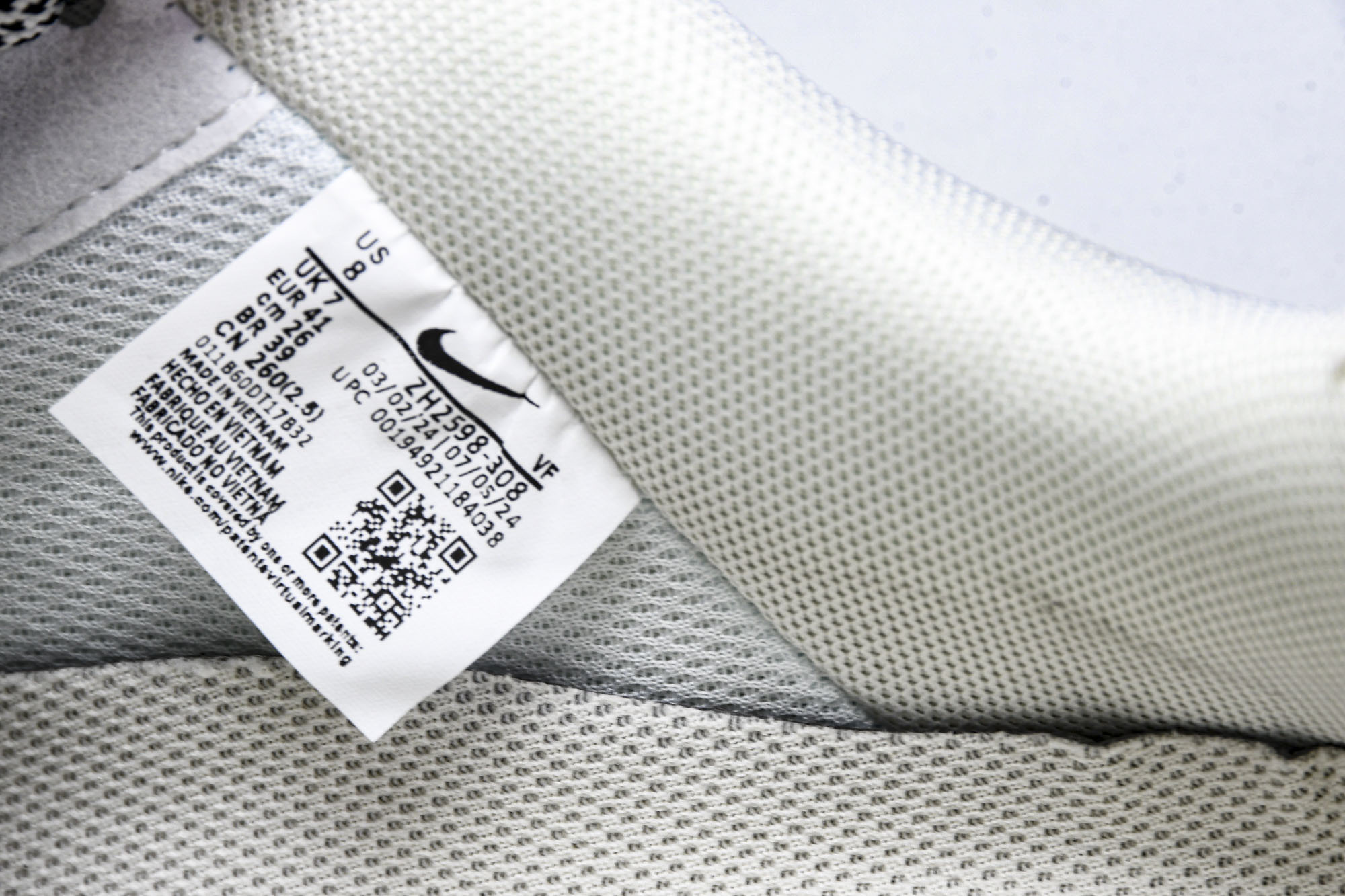 
Nike Air Force 1'07 Low LV联名 奶茶 空军一号低帮休闲板鞋 ZH2598-3