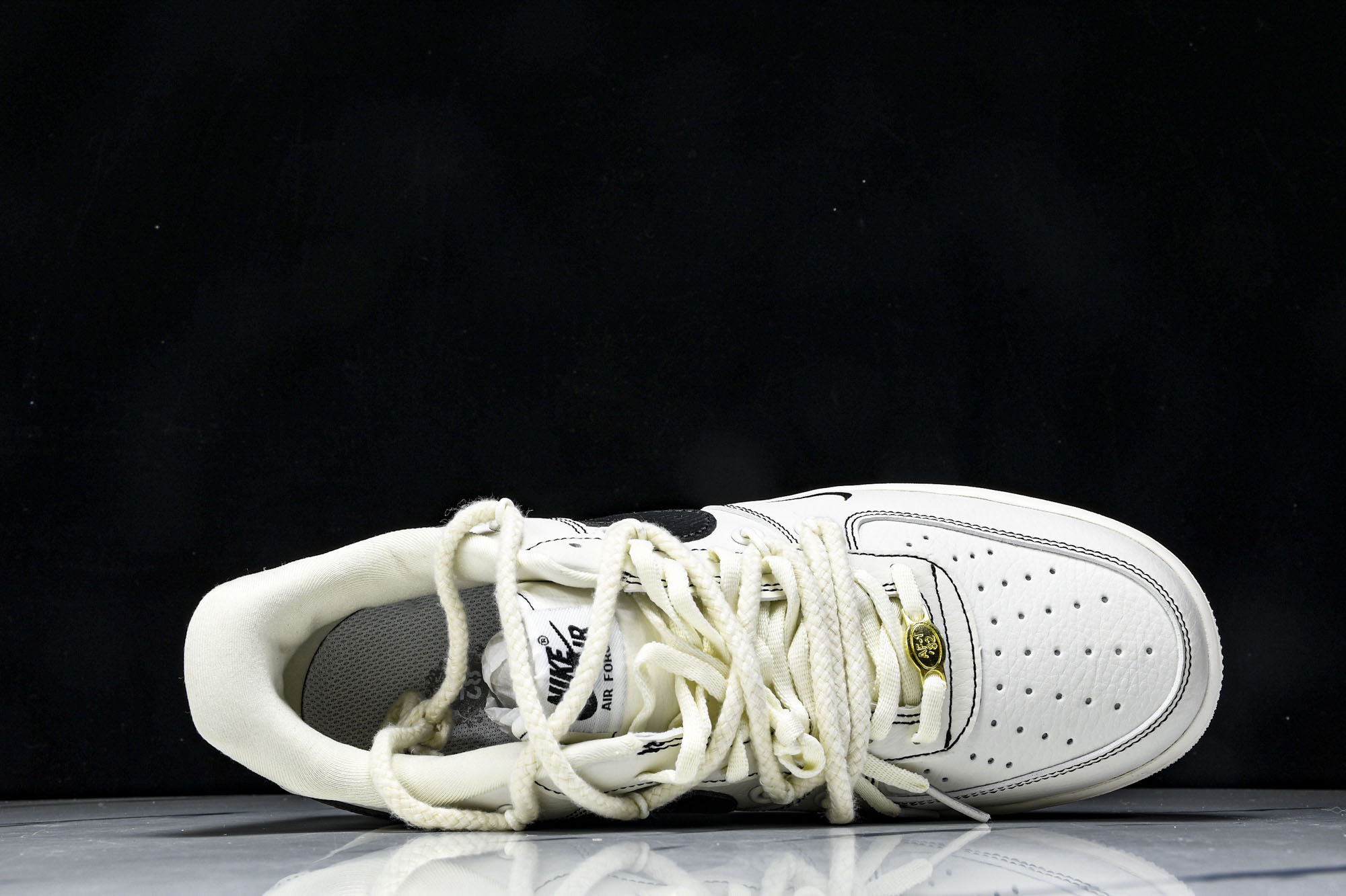 
Nike Air Force 1‘07 Low 米白绑带黑小勾 空军一号低帮休闲板鞋 GS9875-0