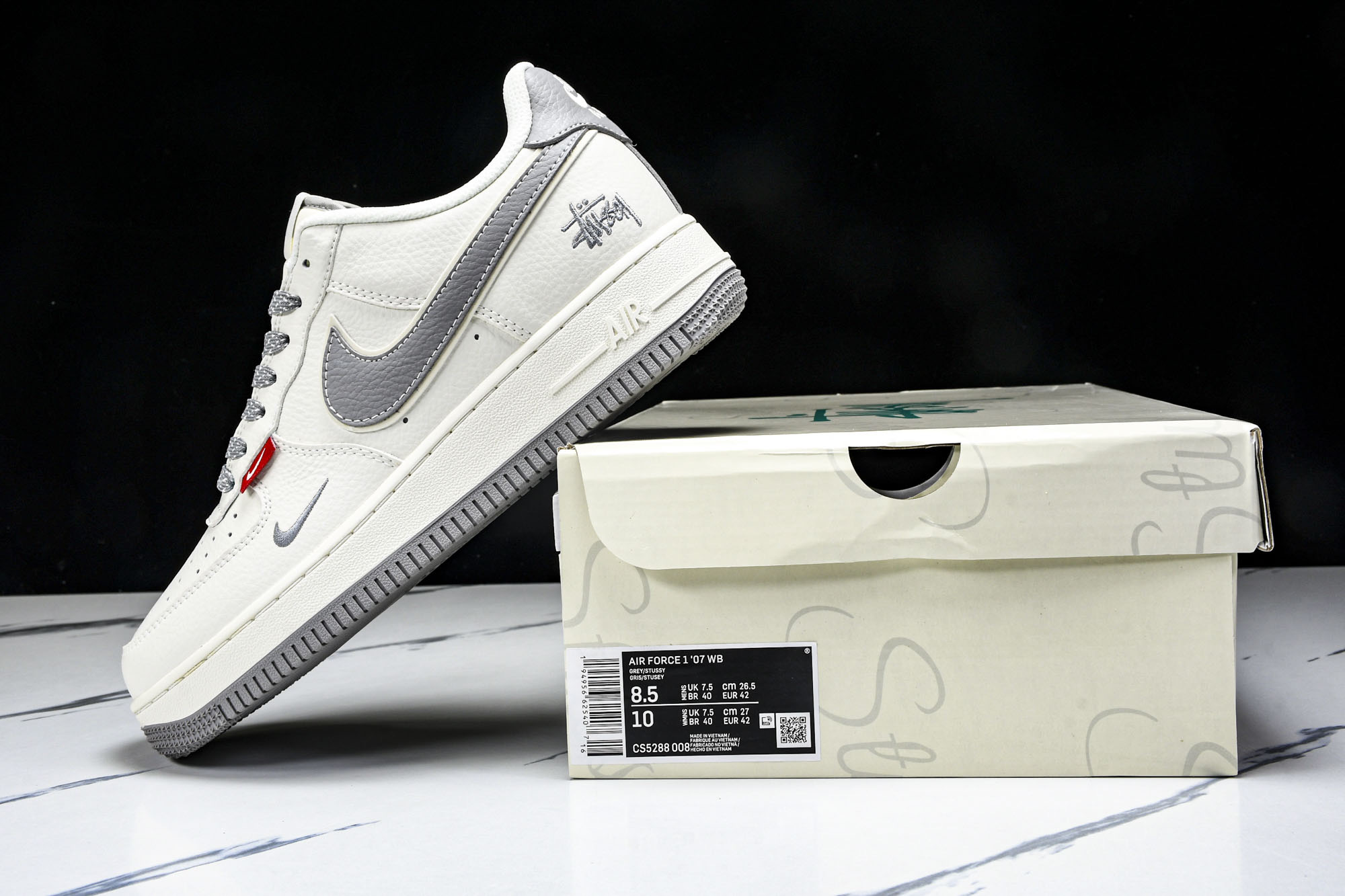 
Nike Air Force 1'07 Low 斯图西联名 灰勾灰底红标 空军一号低帮休闲板鞋 CS5