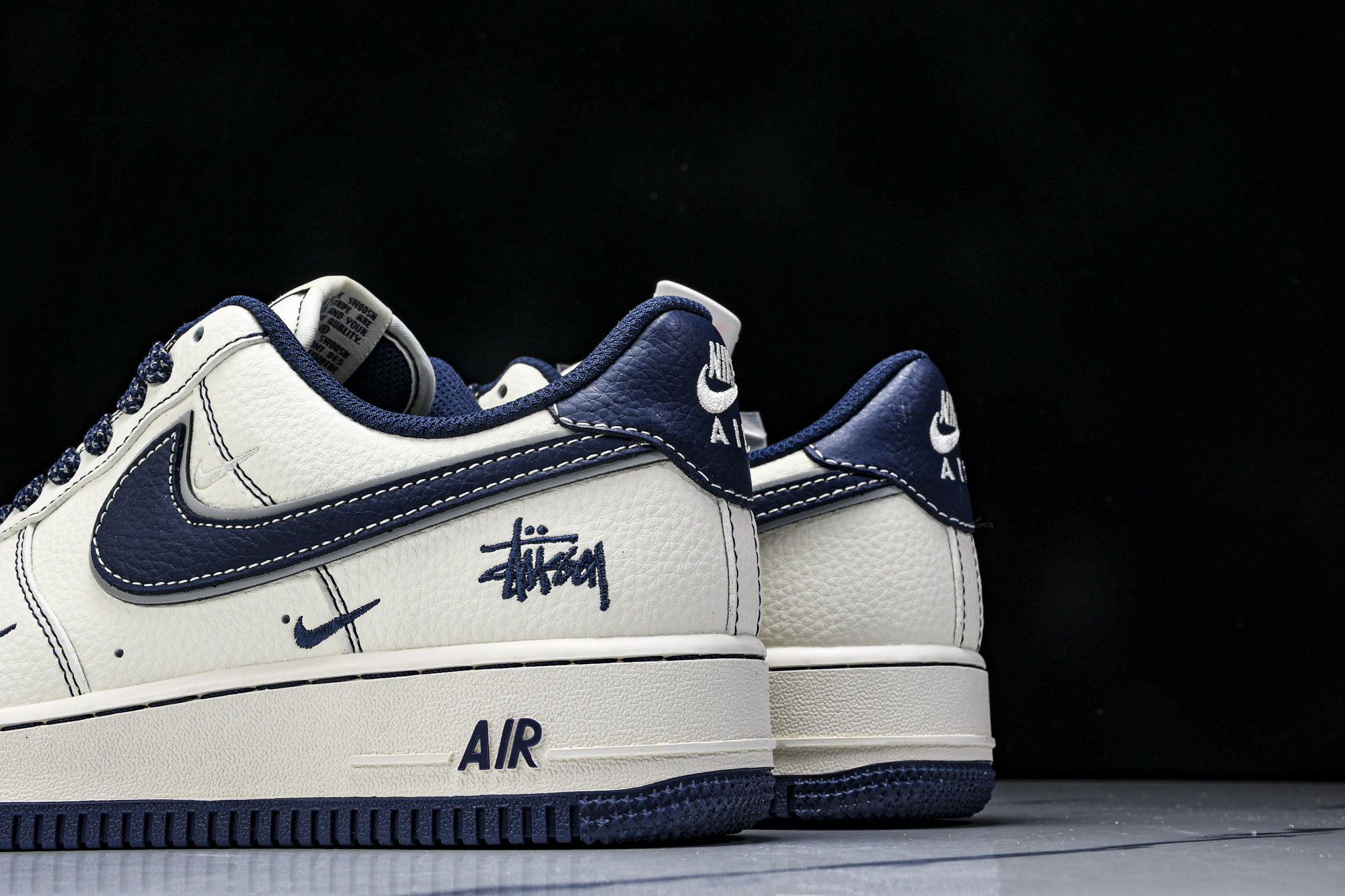 
Nike Air Force 1'07 Low 斯图西联名 深蓝小三勾 空军一号低帮休闲板鞋 HH75