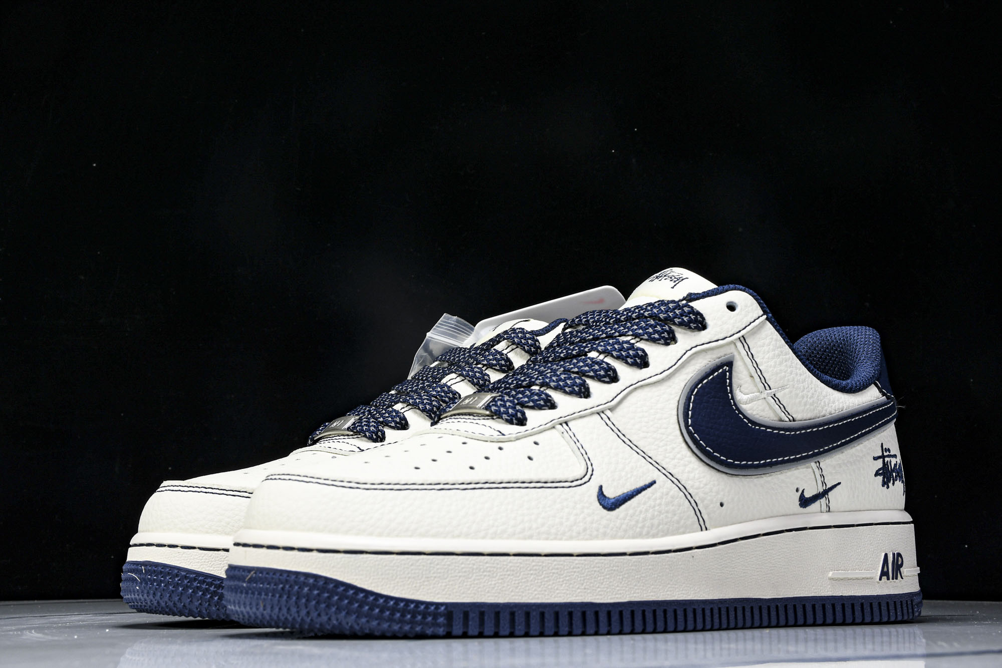 
Nike Air Force 1'07 Low 斯图西联名 深蓝小三勾 空军一号低帮休闲板鞋 HH75