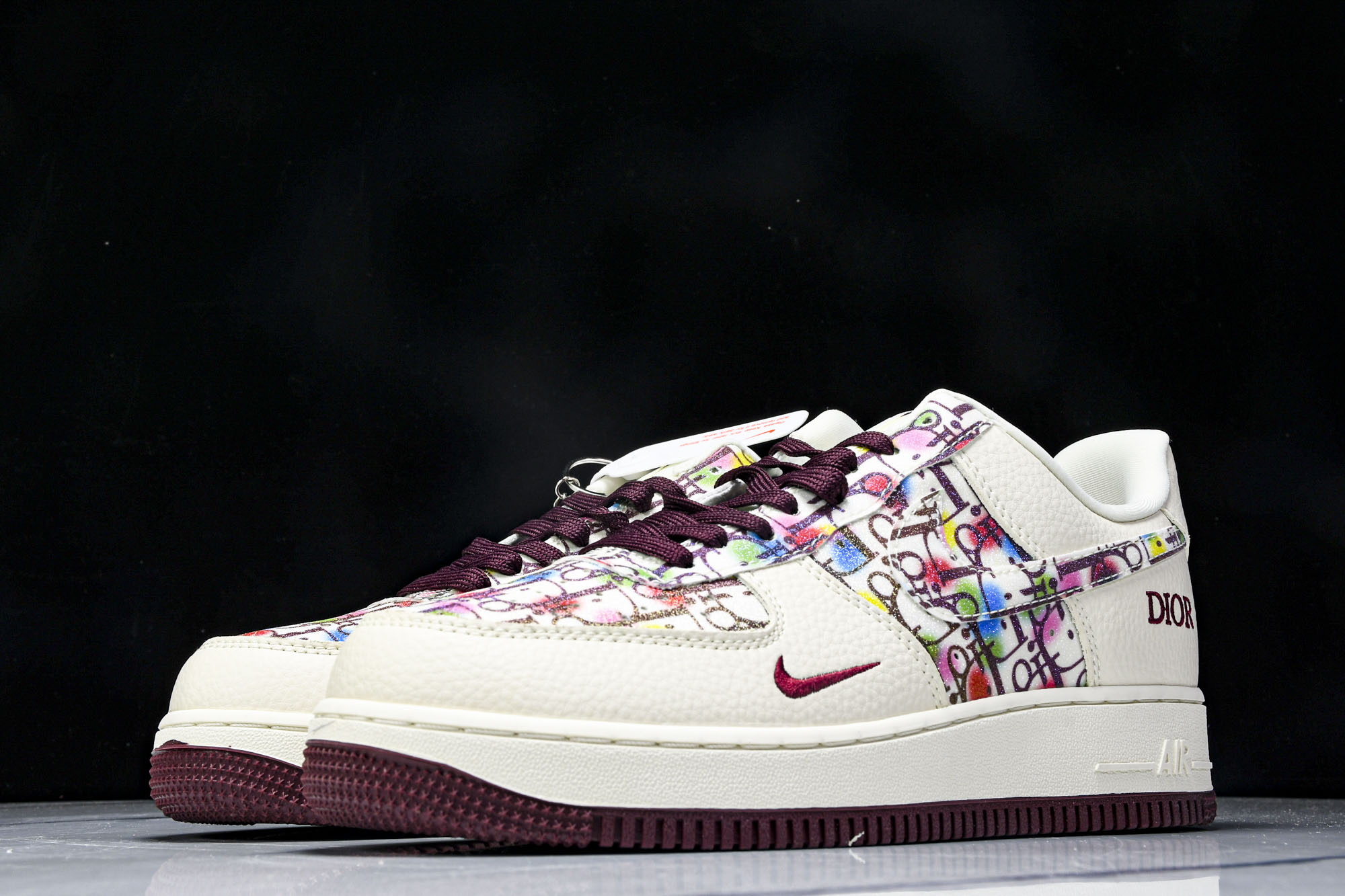 
Nike Air Force 1'07 Low 迪奥联名 彩色插花 空军一号低帮休闲板鞋 DF0188