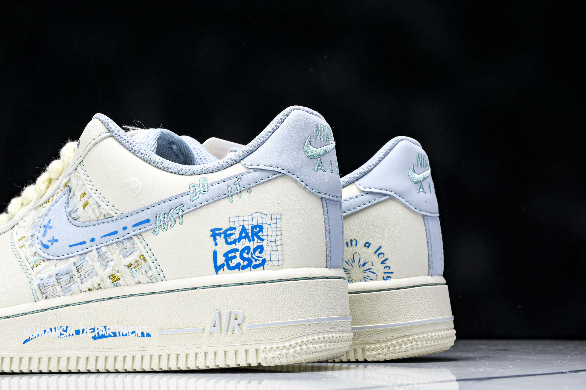 
Nike Air Force 1'07 Low Love Words 小香风系列 蓝言情话 空军一号低
