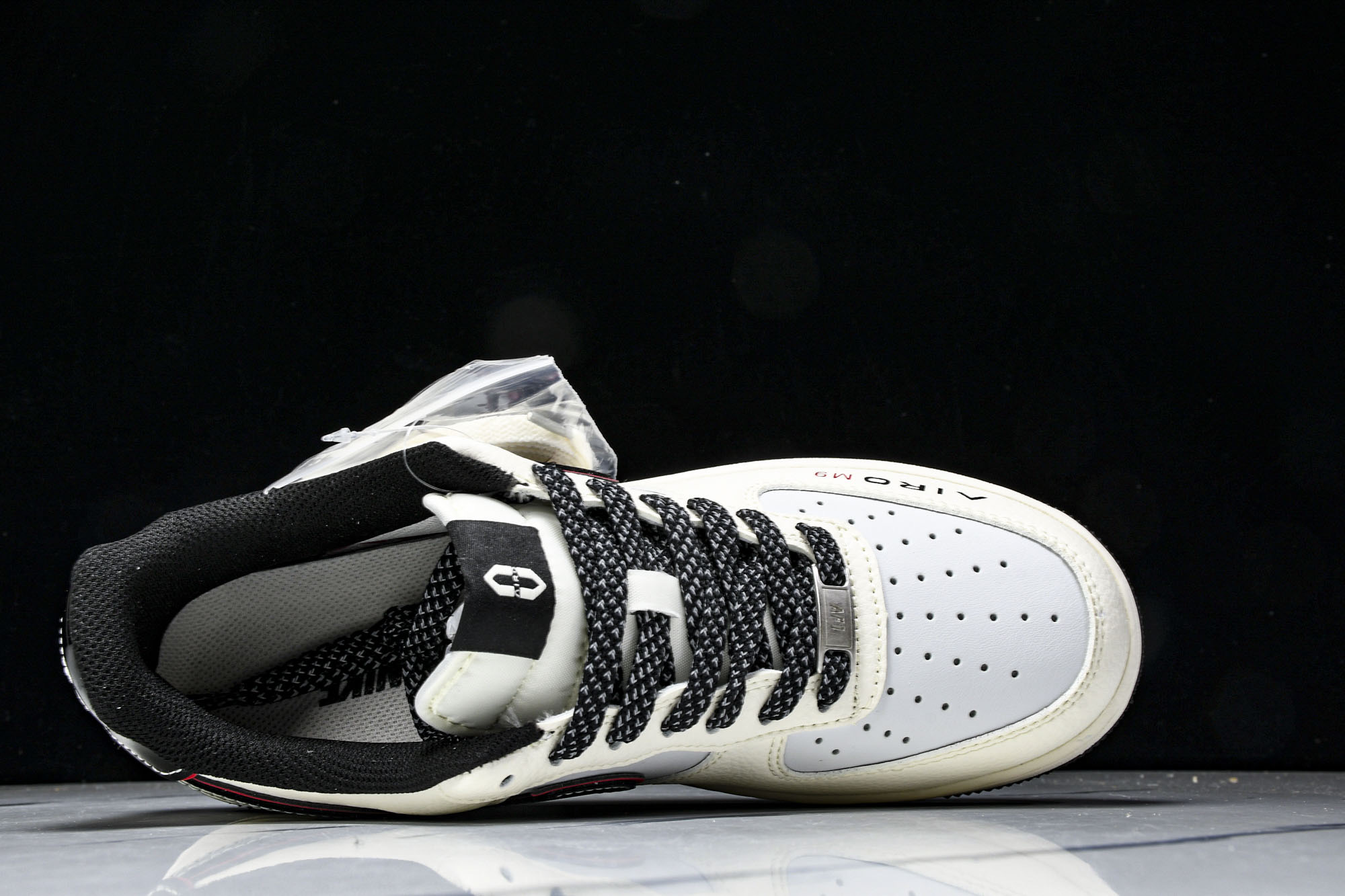 
Nike Air Force 1'07 Low 问界联名 黑M9 空军一号低帮休闲板鞋 XS1958-
