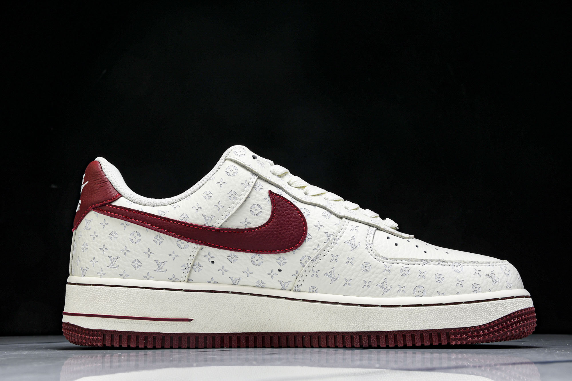 
Nike Air Force 1'07 Low Light Pink Flowers 手绘涂鸦 浅粉漫