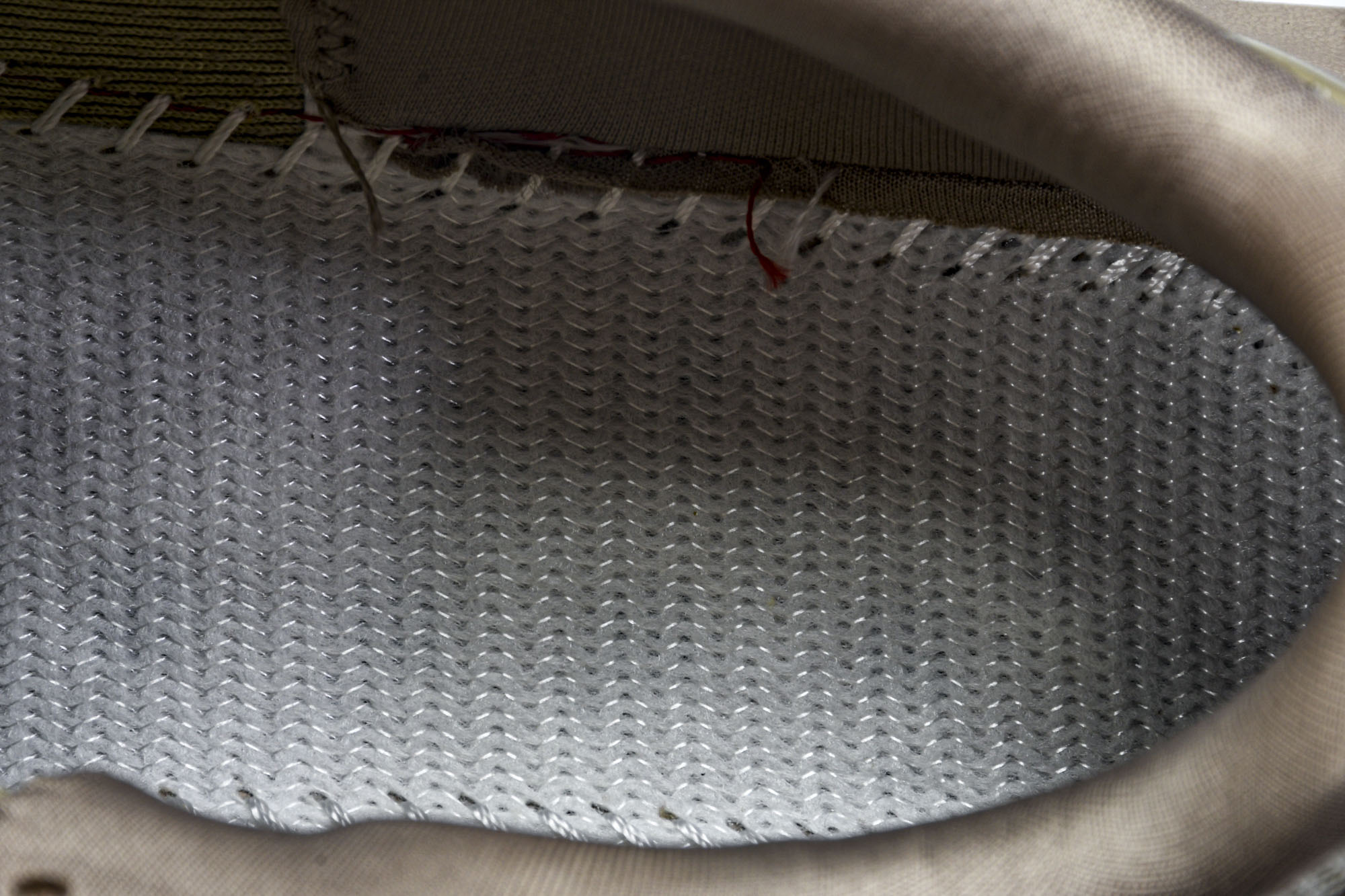 
Alo Yoga Runner Low Sneaker 恢复模式系列低帮复古休闲运动滑板板鞋 A059