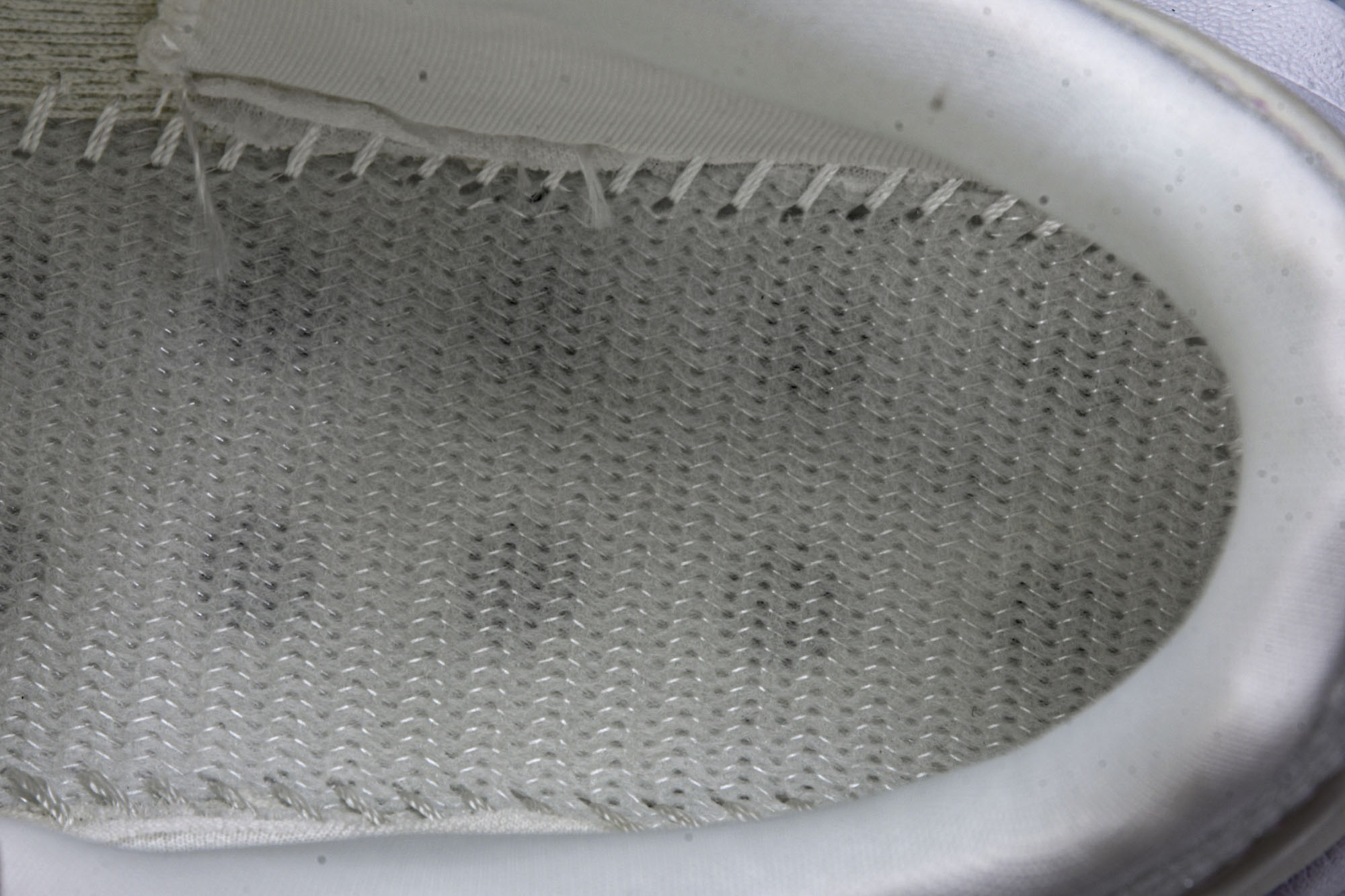 
Alo Yoga Runner Low Sneaker 恢复模式系列低帮复古休闲运动滑板板鞋 A059