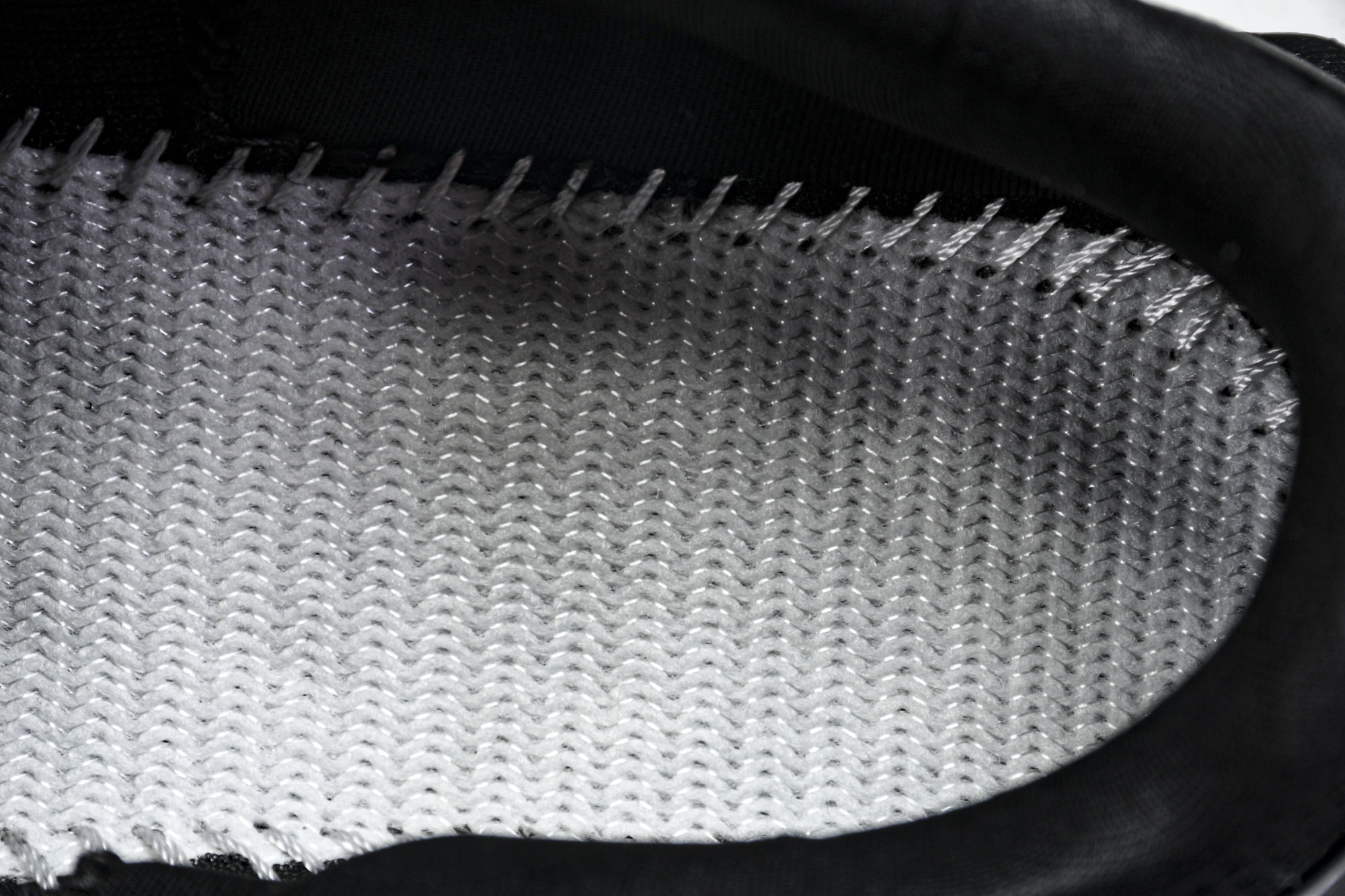 
Alo Yoga Runner Low Sneaker 恢复模式系列低帮复古休闲运动滑板板鞋 A059