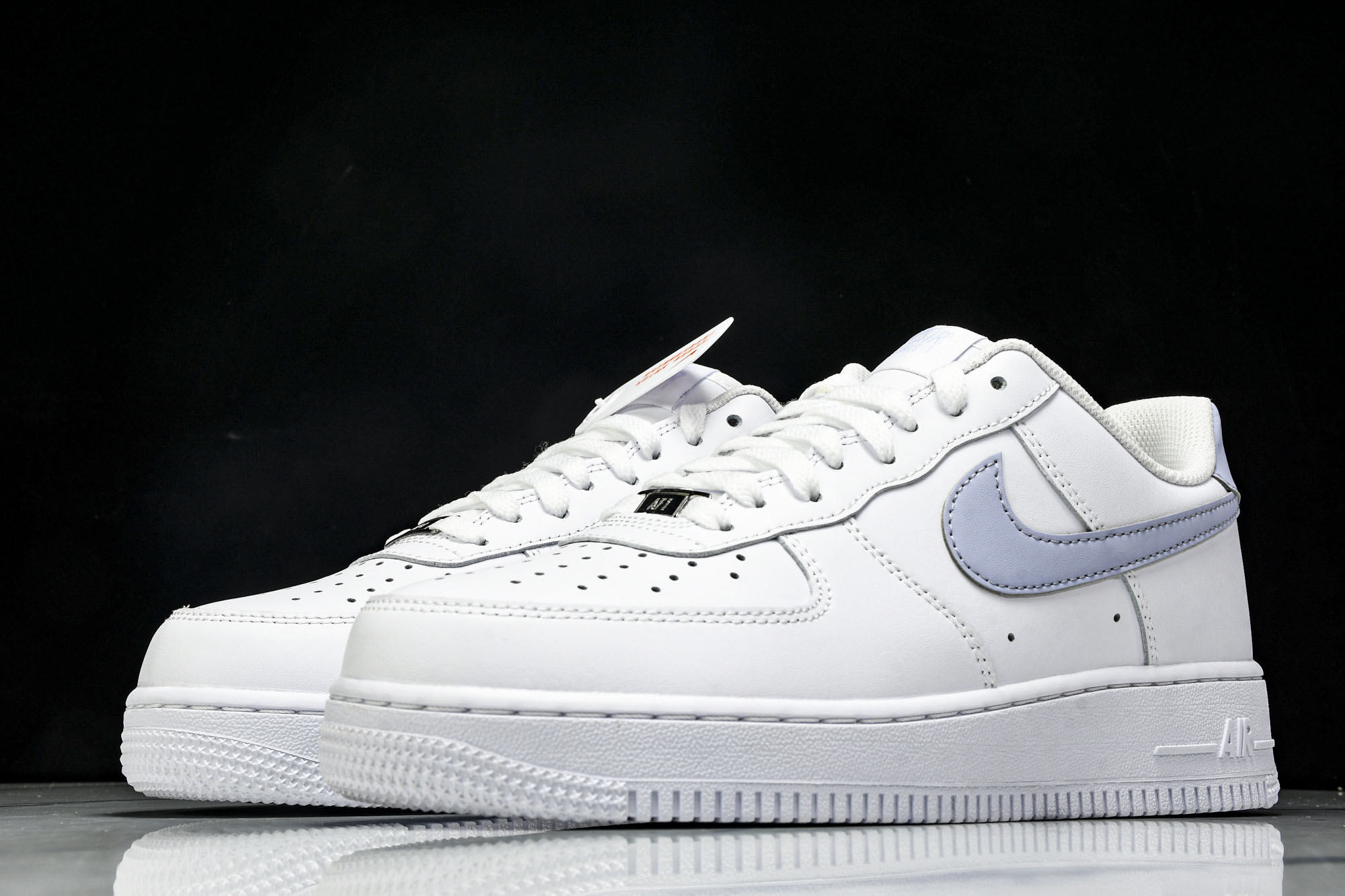 
Nike Air Force 1'07 Low 空军一号低帮休闲板鞋 FJ4146-117
36 36