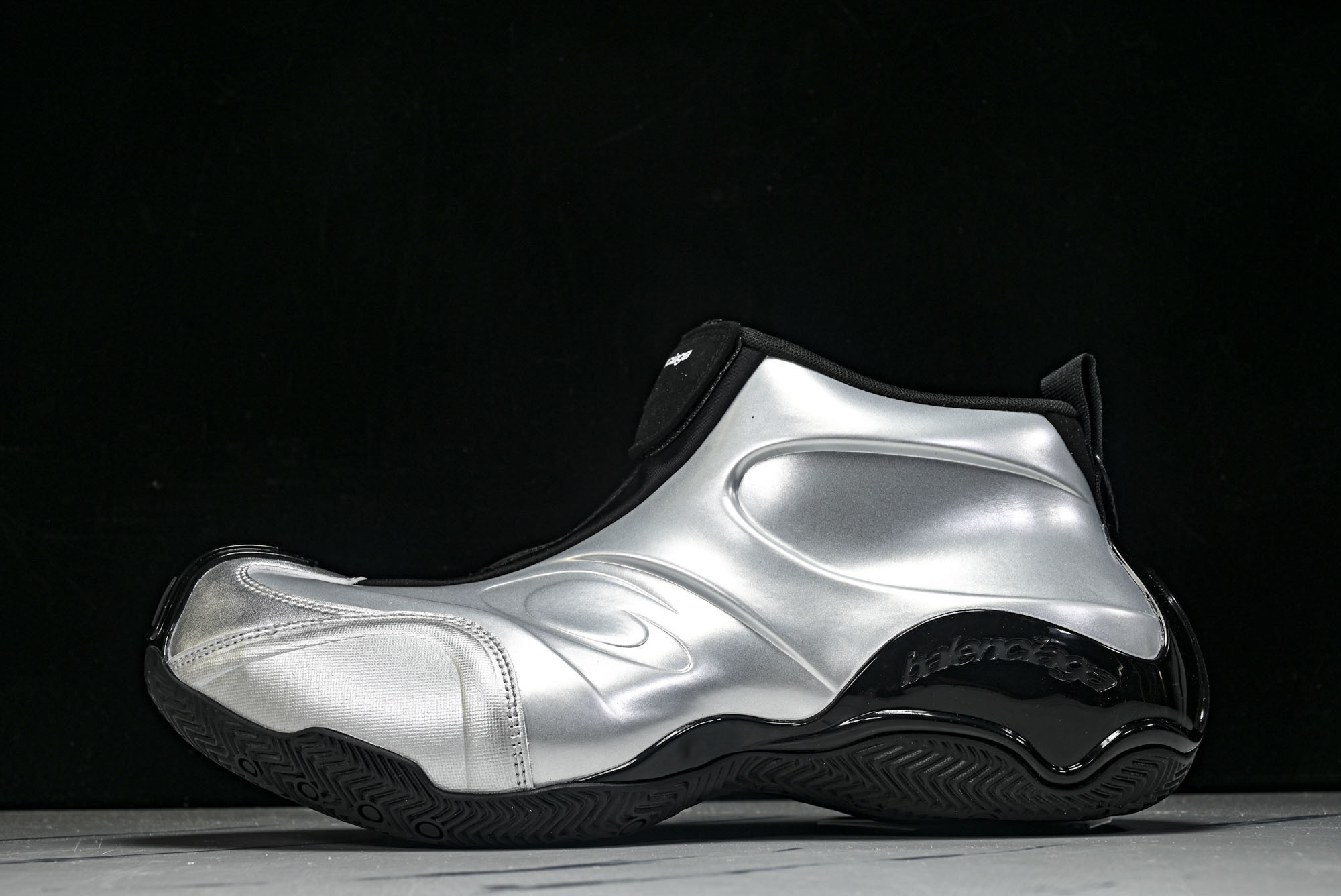 Balenciaga巴黎世家篮球鞋男士缓震支撑贴合防滑 黑色 WBKBM801039 40 41 42 