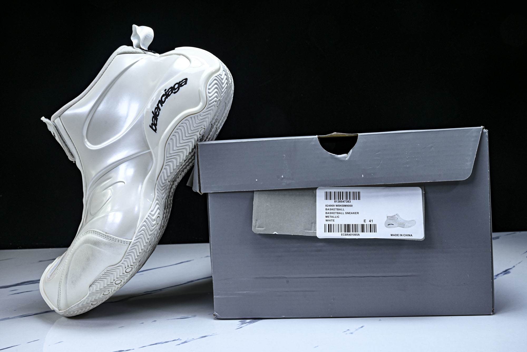 Balenciaga巴黎世家篮球鞋男士缓震支撑贴合防滑银色 WBKBM900039 40 41 42 4