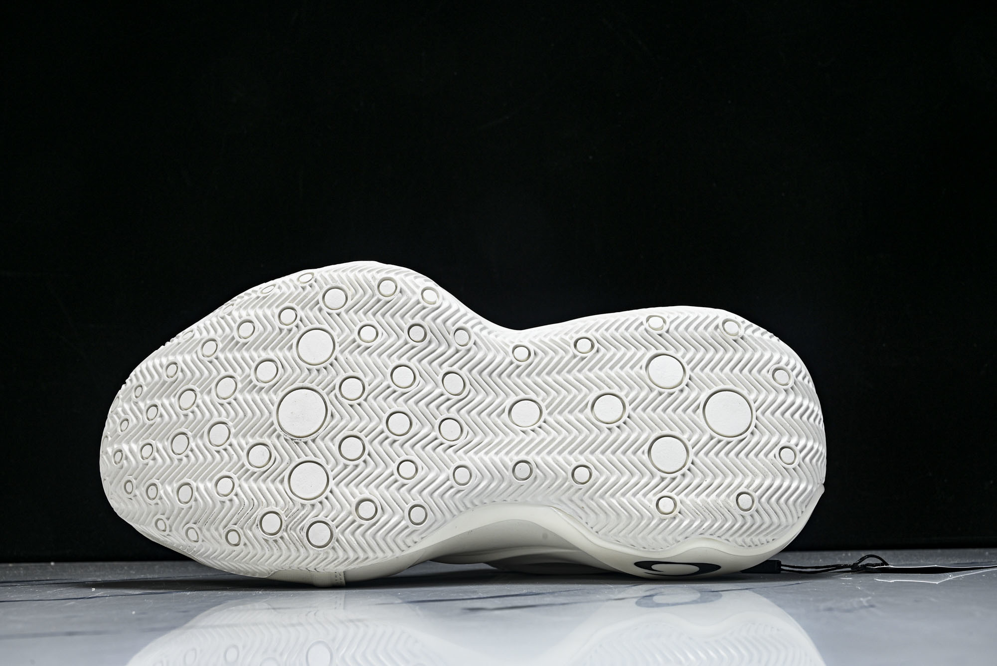 Balenciaga巴黎世家篮球鞋男士缓震支撑贴合防滑银色 WBKBM900039 40 41 42 4