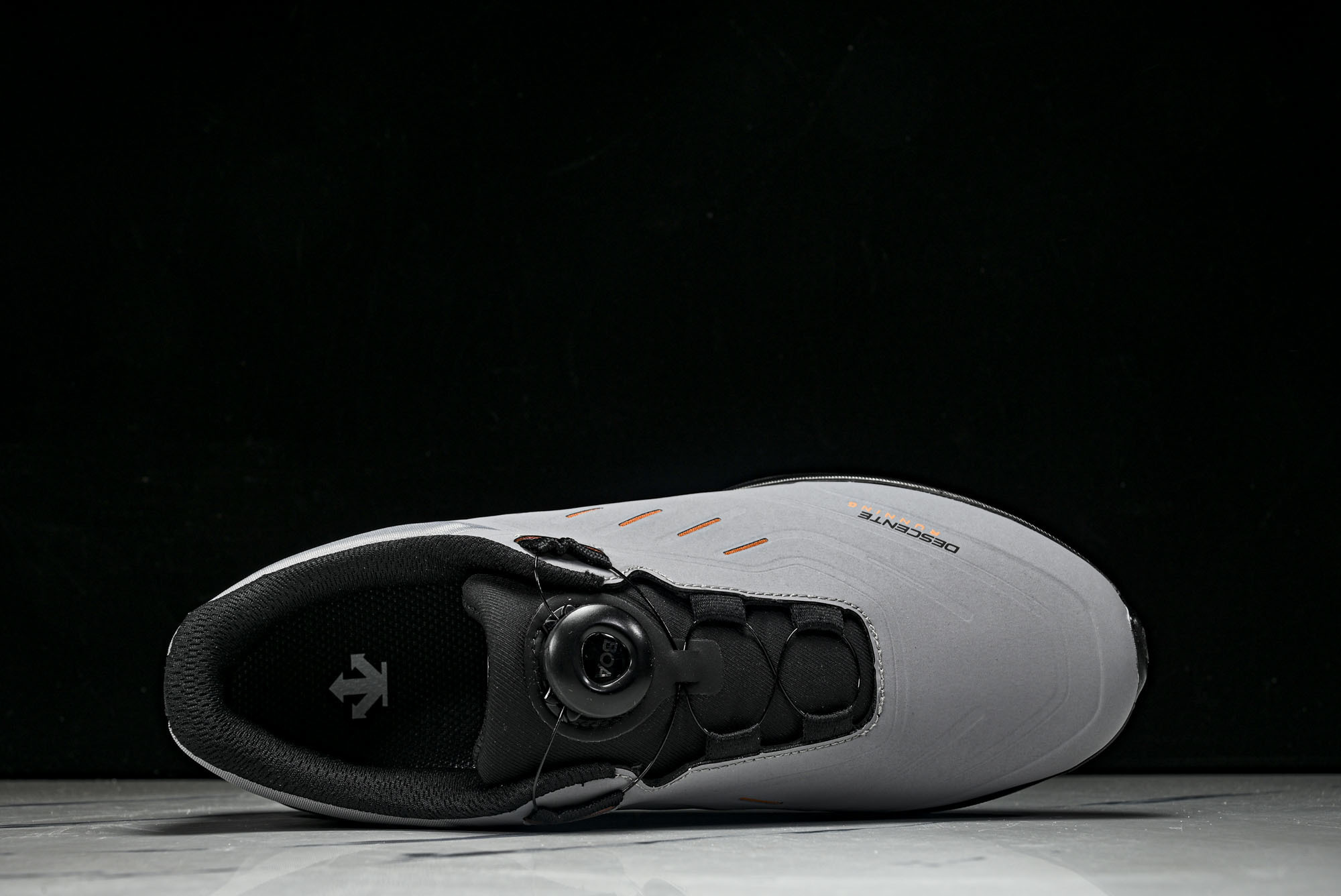 迪桑特DESCENTE RUNNING DFLUID流体鞋缓震BOA防水回弹支撑跑步鞋D4431RRN3