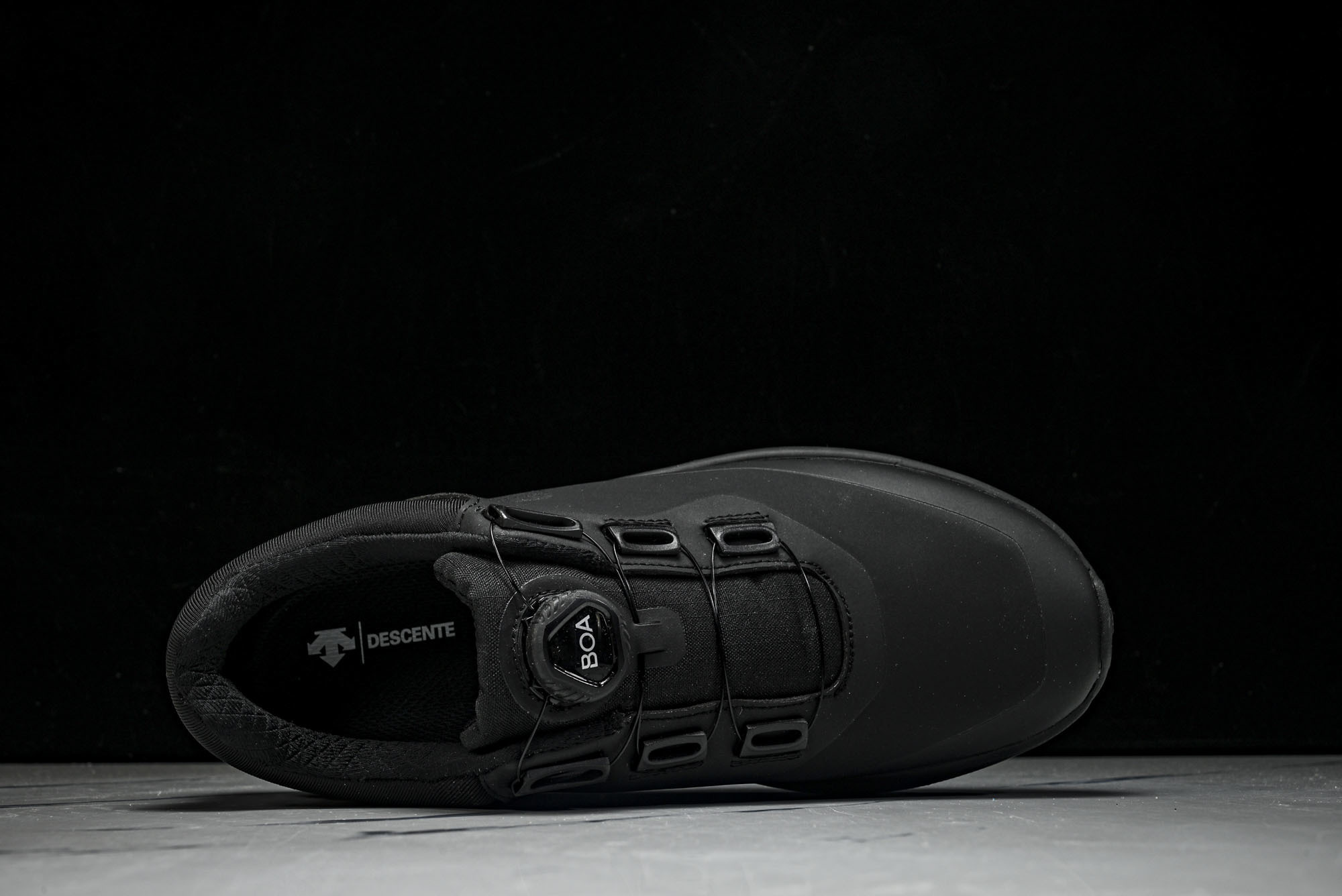 迪桑特DESCENTE RUNNING DFLUID流体鞋缓震BOA防水回弹支撑跑步鞋D4431LSN1