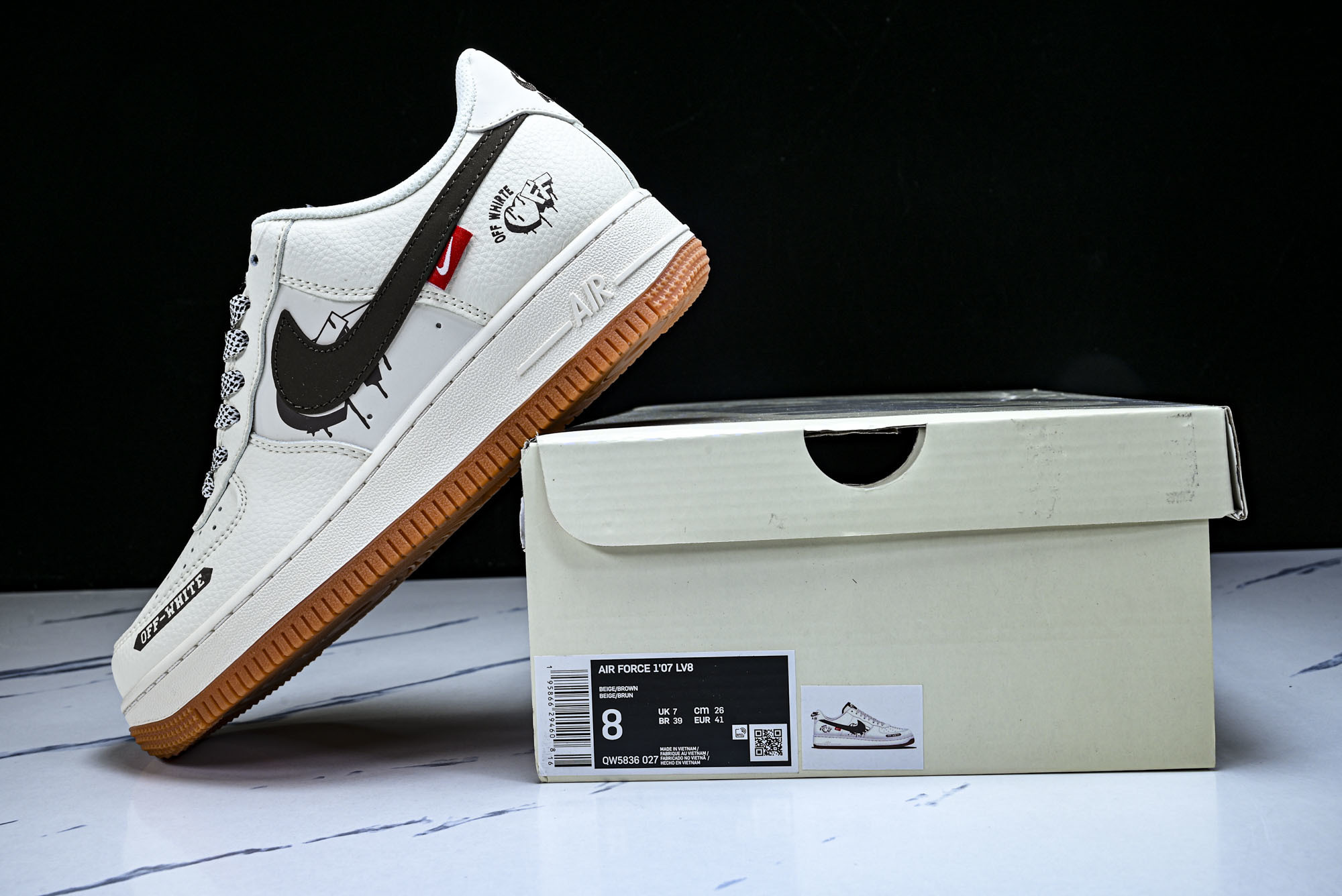 Nike Air Force 1'07 Low 联名 爱心米黑生胶 空军一号低帮休闲板鞋 QW5836-