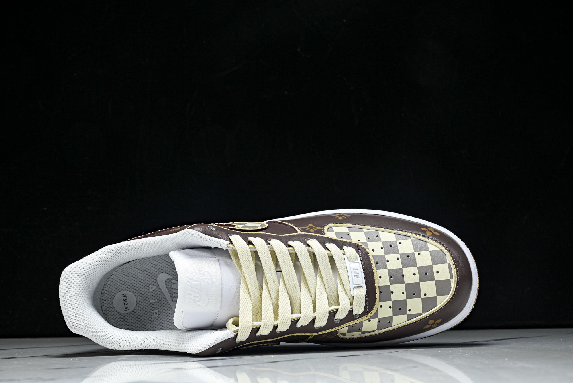 Nike Air Force 1'07 Low 空军一号低帮休闲板鞋 DJ2739-10036 36.5