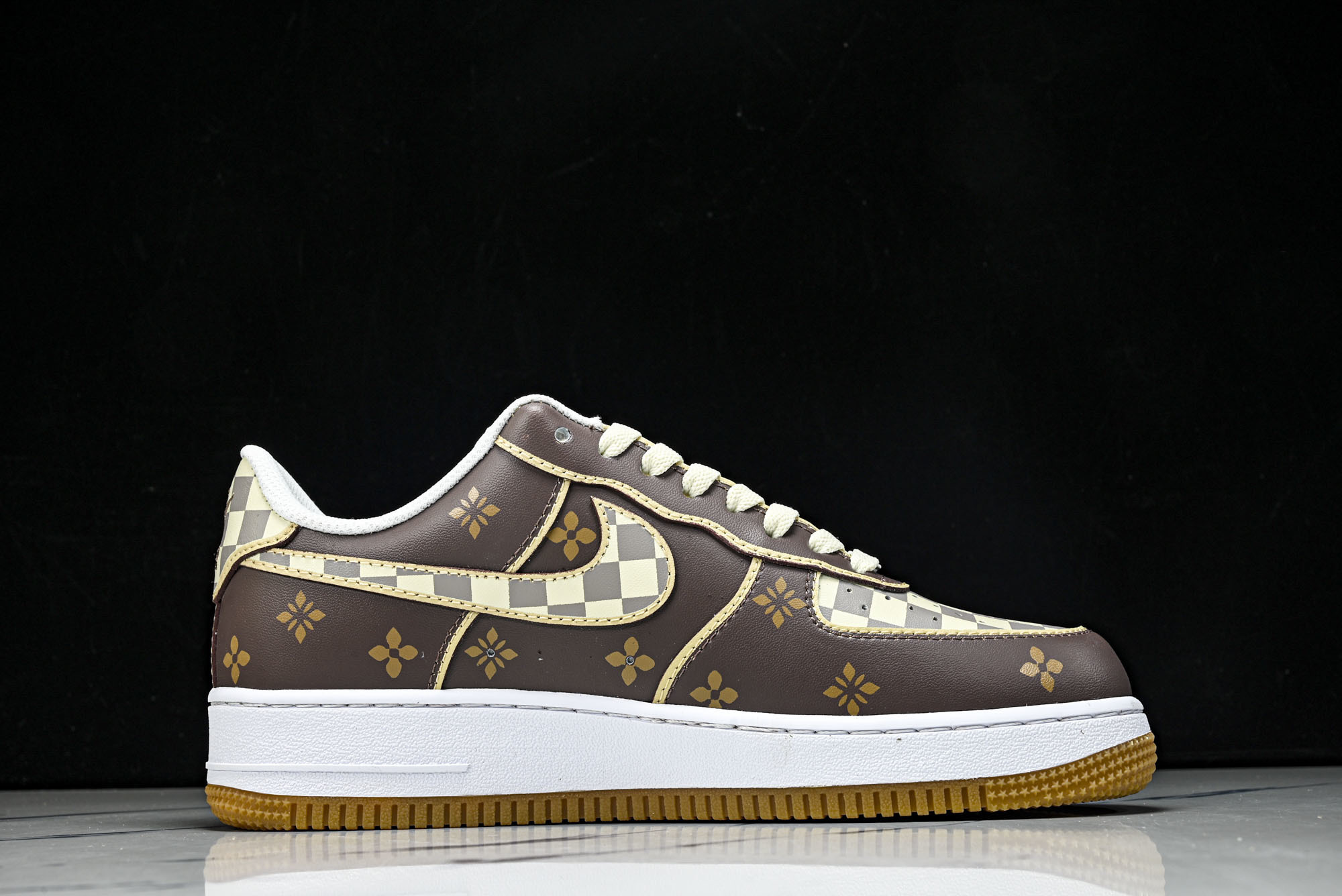 Nike Air Force 1'07 Low 空军一号低帮休闲板鞋 DJ2739-10036 36.5