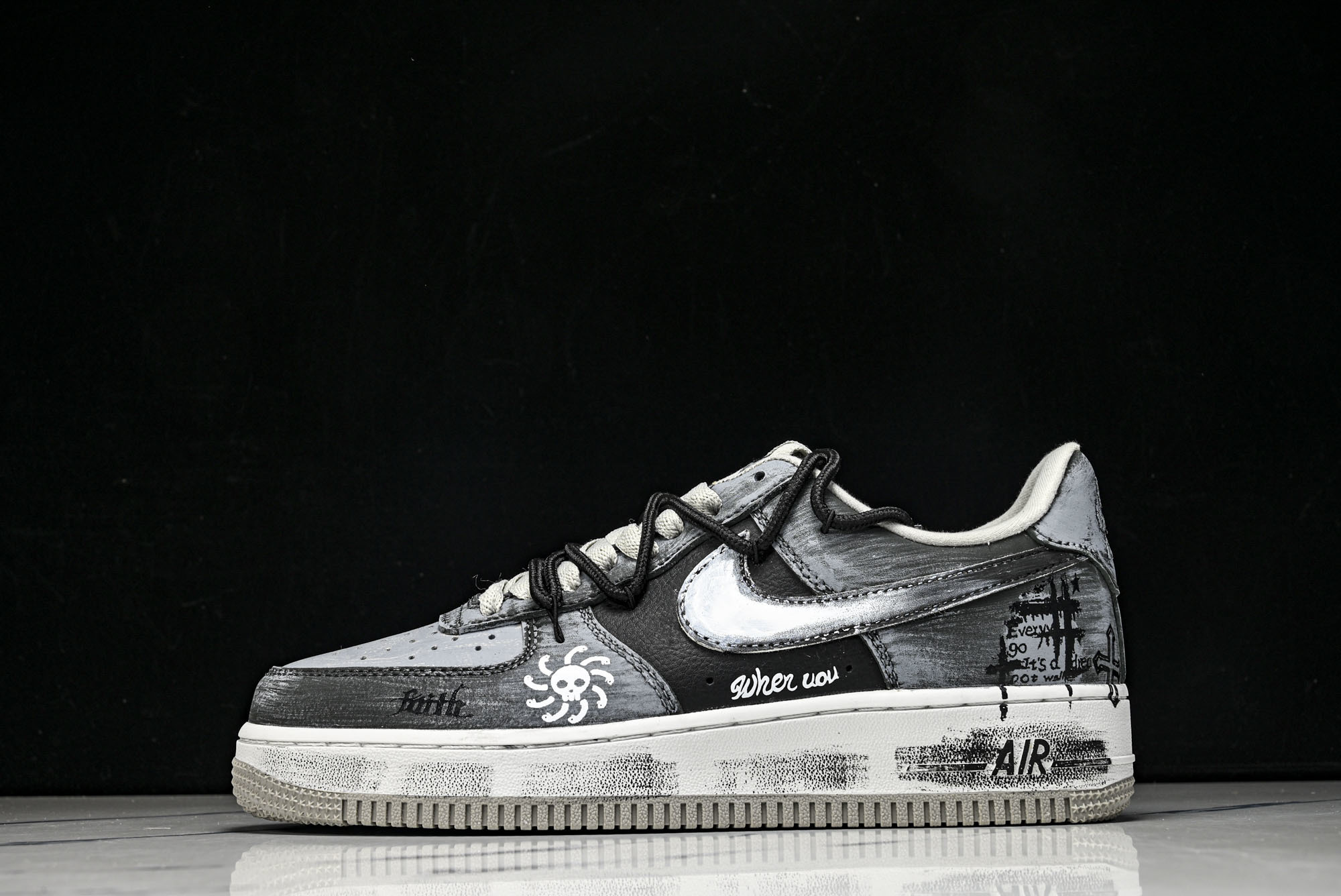 Nike Air Force 1'07 Low 