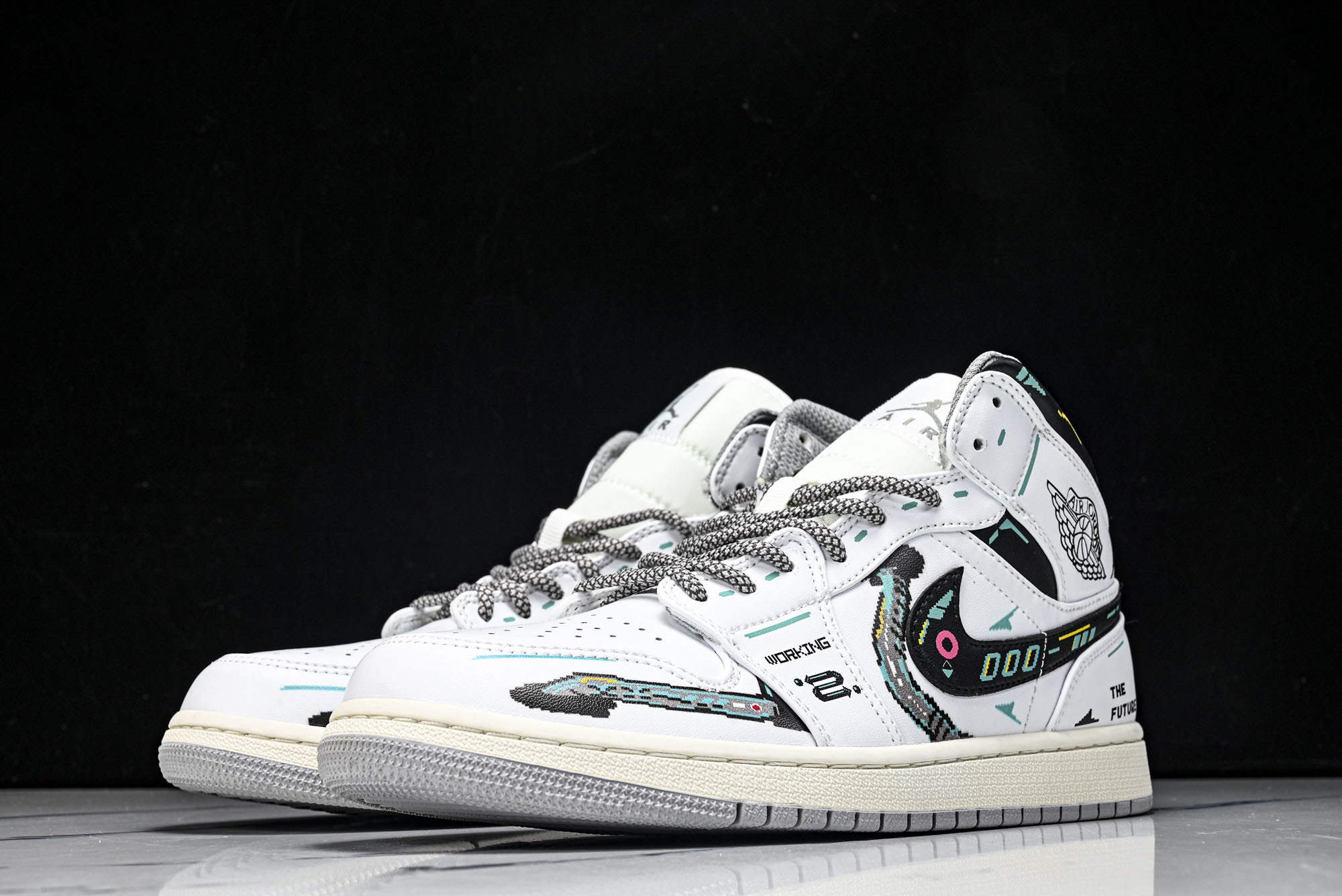 Air Jordan 1 Mid AJ1 乔1赛博棉花糖 中邦男篮球鞋 13535 36 36.5 37