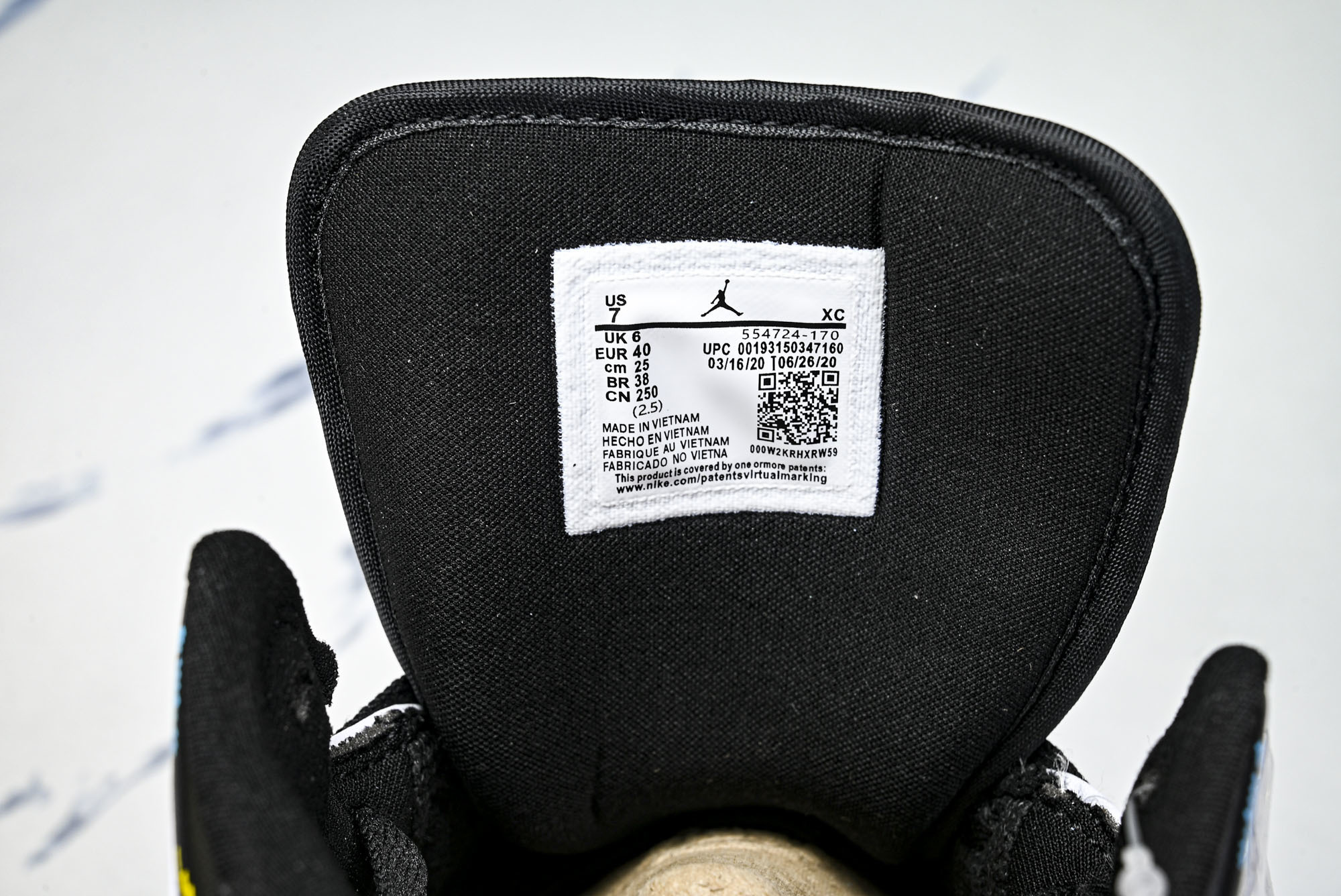 Air Jordan 1 Mid AJ1 乔1赛博棉花糖 中邦男篮球鞋 17035 36 36.5 37