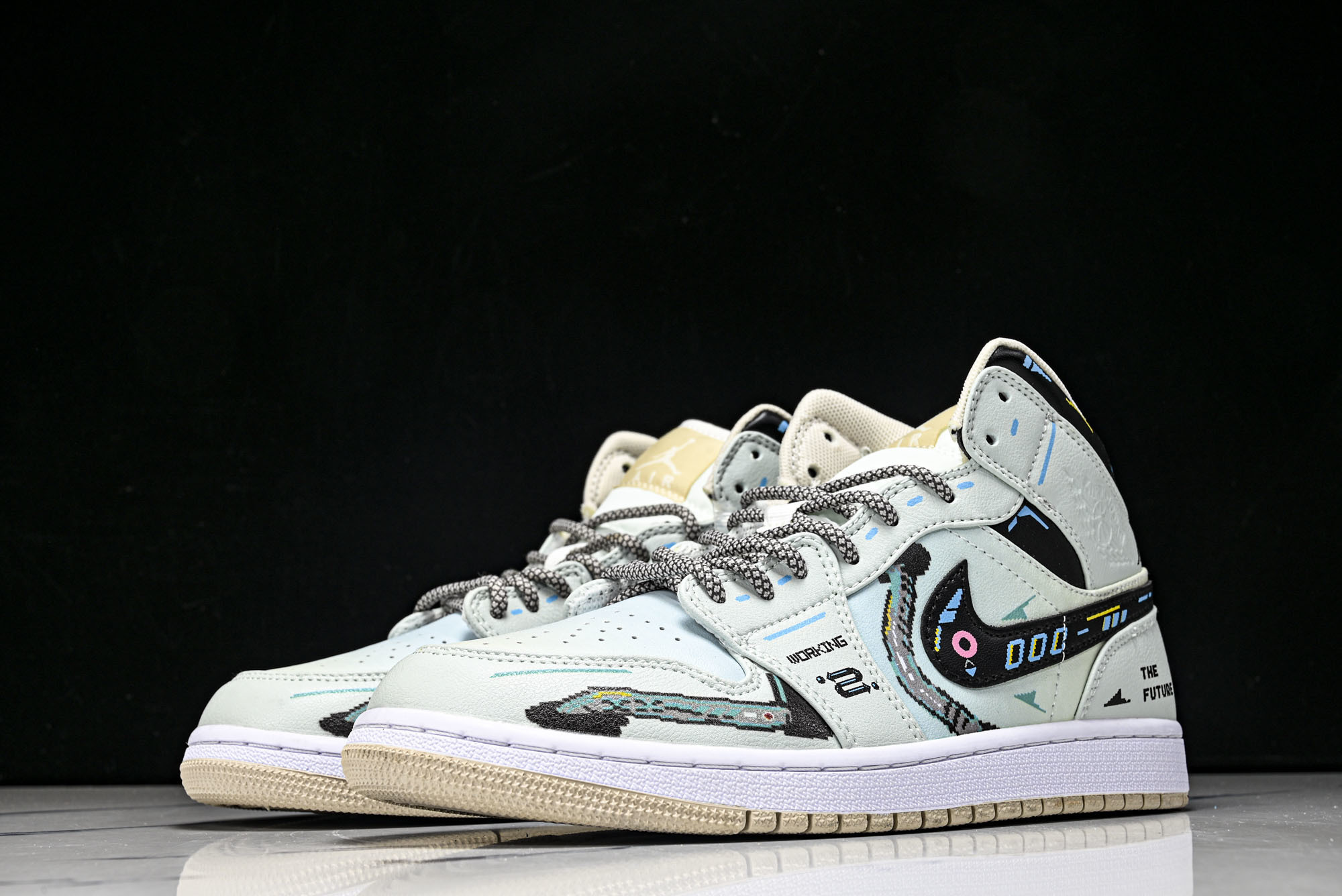 Air Jordan 1 Mid AJ1 乔1赛博棉花糖 中邦男篮球鞋 08235 36 36.5 37