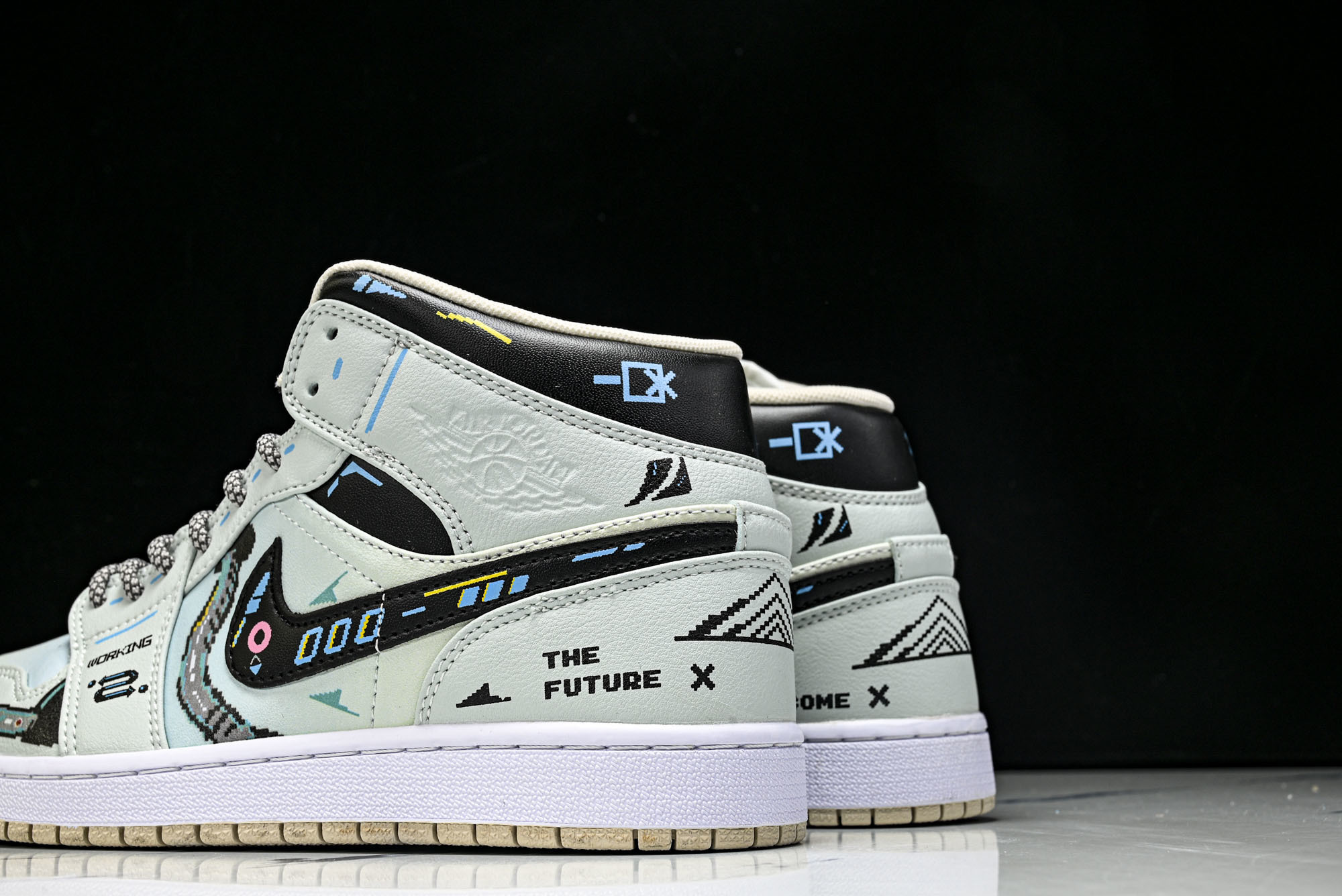 Air Jordan 1 Mid AJ1 乔1赛博棉花糖 中邦男篮球鞋 08235 36 36.5 37