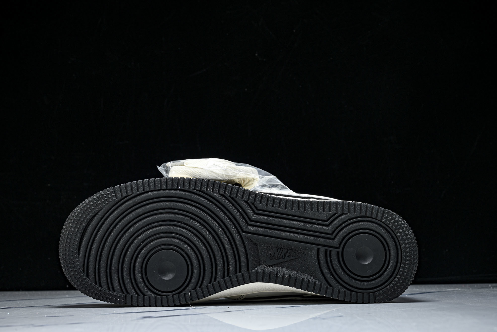 Nike Air Force 1'07 Low 黑兔八哥 空军一号低帮休闲板鞋 jp-8148-0603