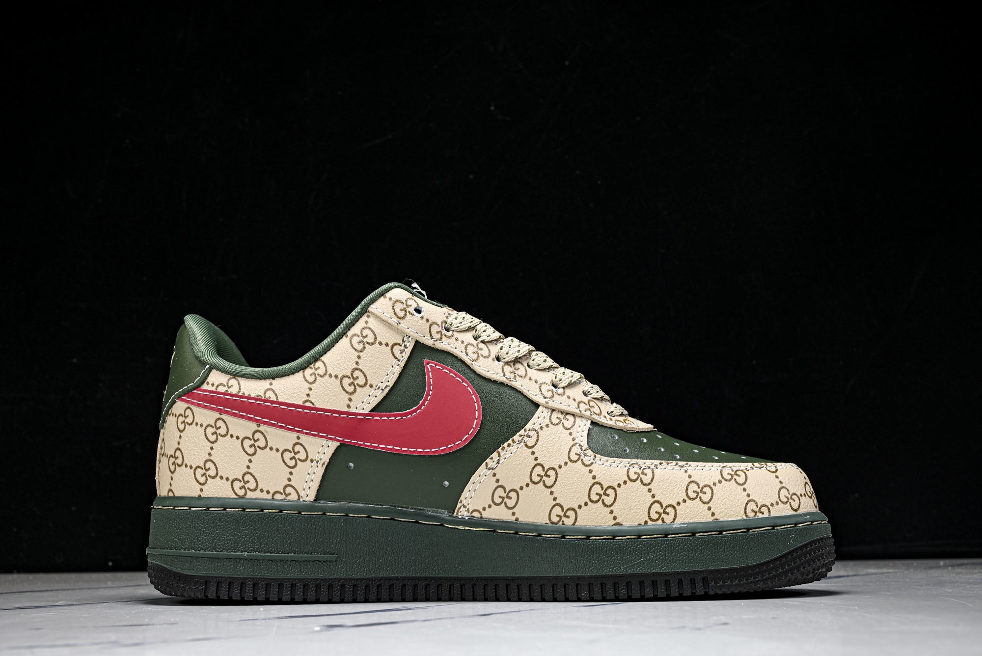 Nike Air Force 1'07 Low 古驰联名 花纹红勾 空军一号低帮休闲板鞋 XL1979-