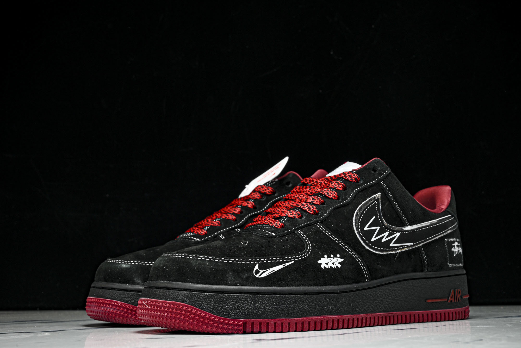 Nike Air Force 1 '07 Low 斯图西联名 磨砂黑 空军一号低帮休闲板鞋 SY1388