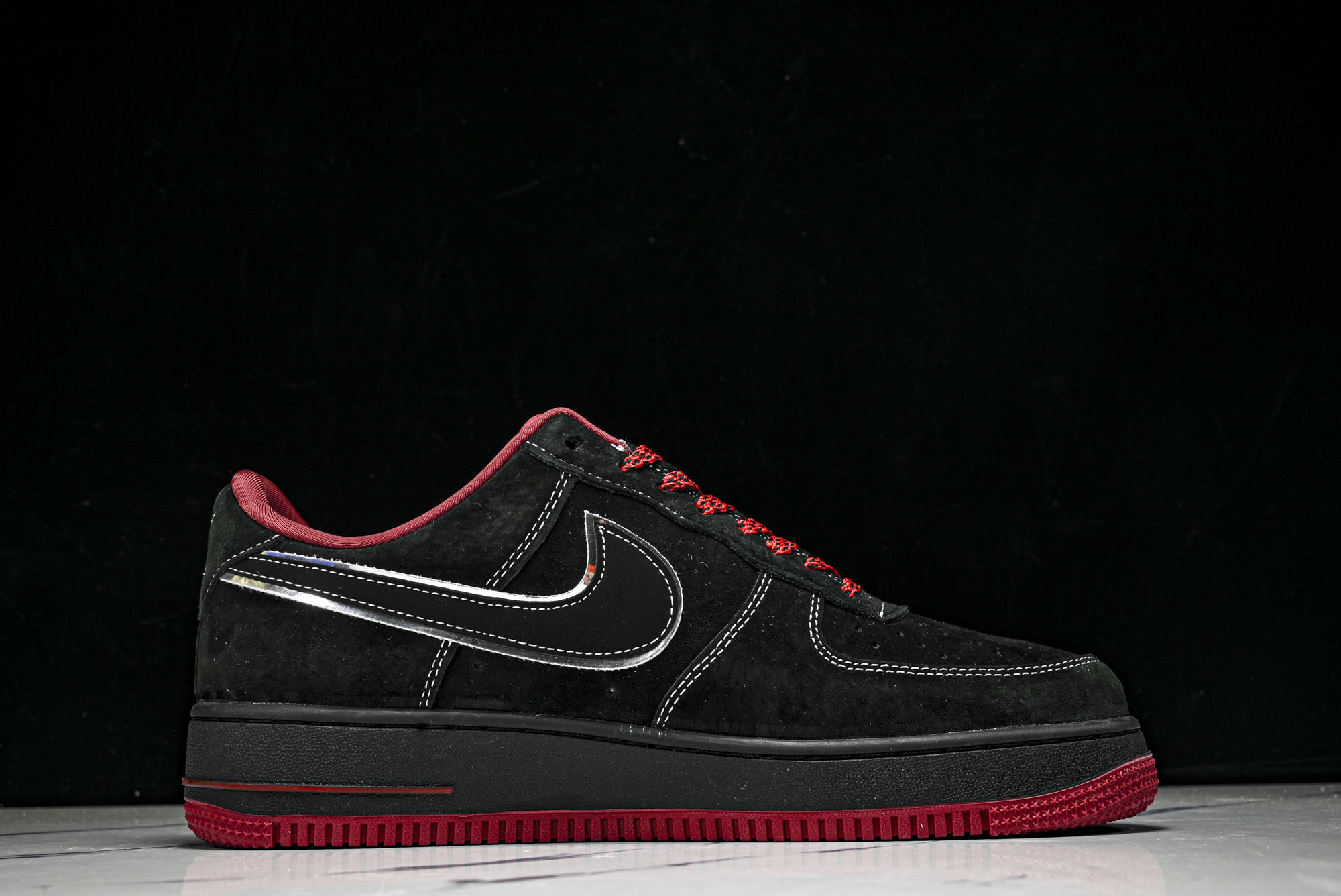 Nike Air Force 1 '07 Low 斯图西联名 磨砂黑 空军一号低帮休闲板鞋 SY1388
