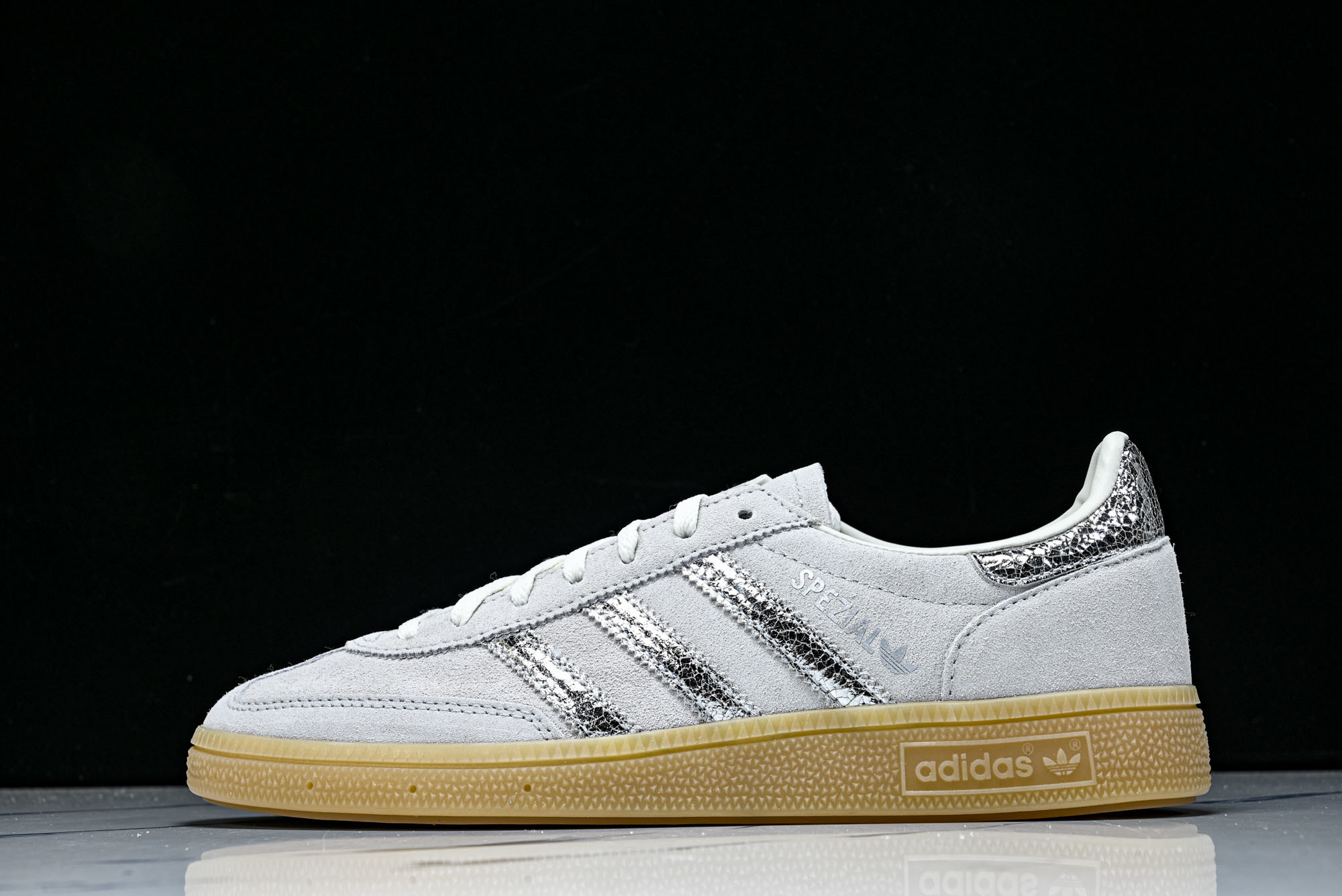 (纯原)Adidas Handball Spezial 阿迪达斯经典款牛皮复古休闲板鞋 白银生胶 HQ0