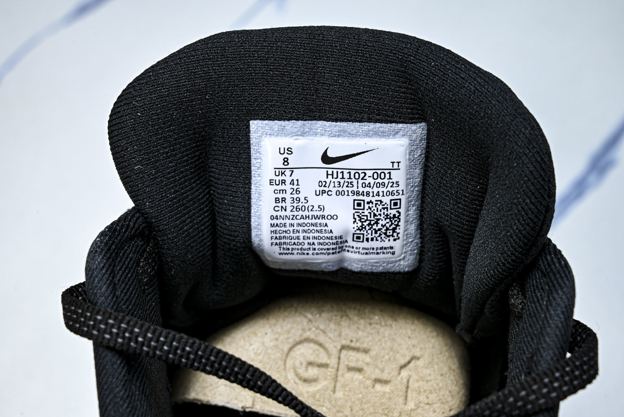 ()Nike/耐克Structure 26男女士耐磨气垫缓震训练支撑稳定跑步鞋HJ1102 00136 