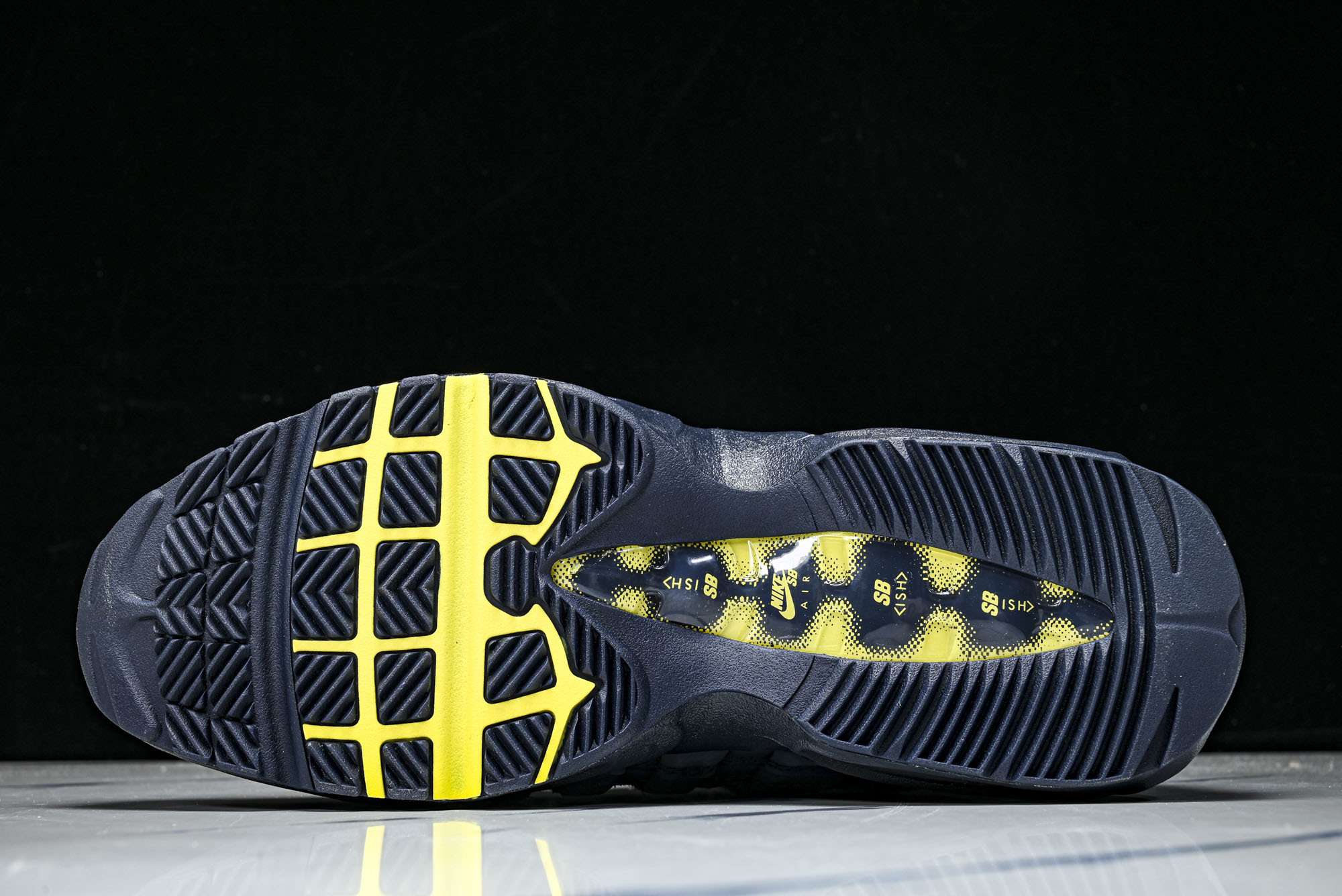 Eric Koston x Nike SB Air Max 95 耐克联名低帮气垫男跑步鞋HQ8492 