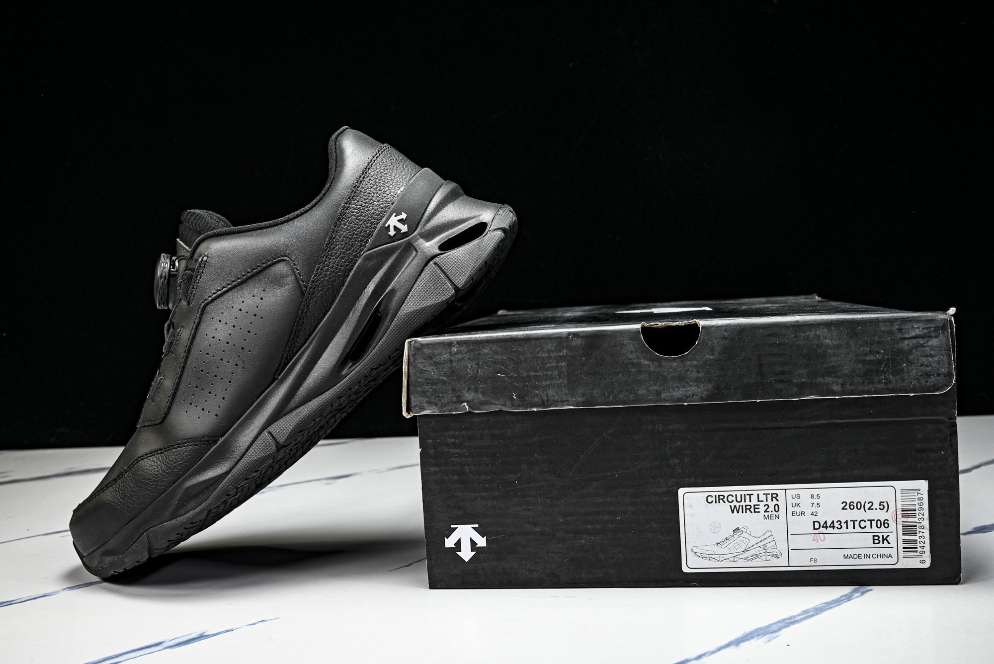 迪桑特 DESCENTE BOA Running 25 全皮面综训健身男同款综训鞋D4431TCT06尺