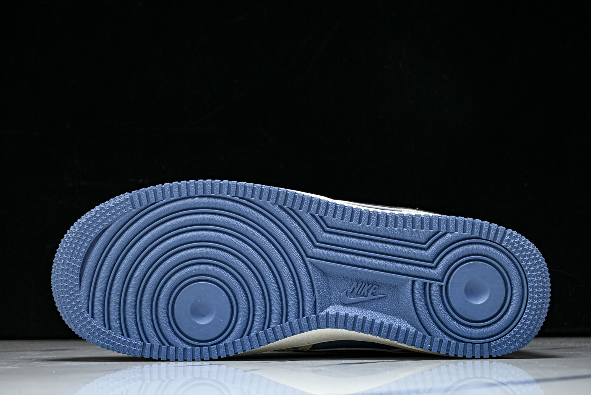 Nike Air Force 1'07 Low 联名 米白蓝 空军一号低帮休闲板鞋 XL1979-127