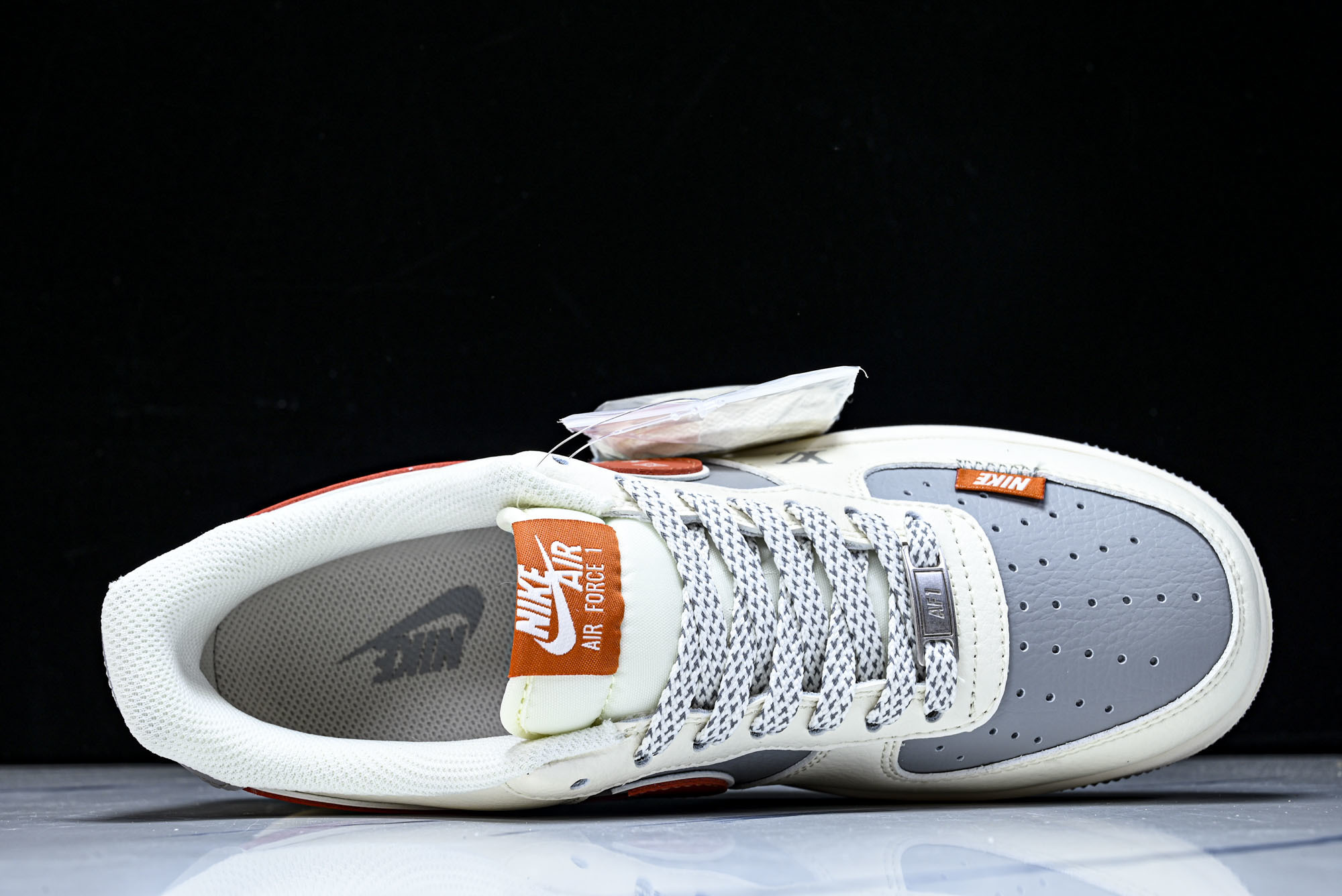 Nike Air Force 1'07 Low 联名 米灰红拼接 空军一号低帮休闲板鞋 jp-8148-